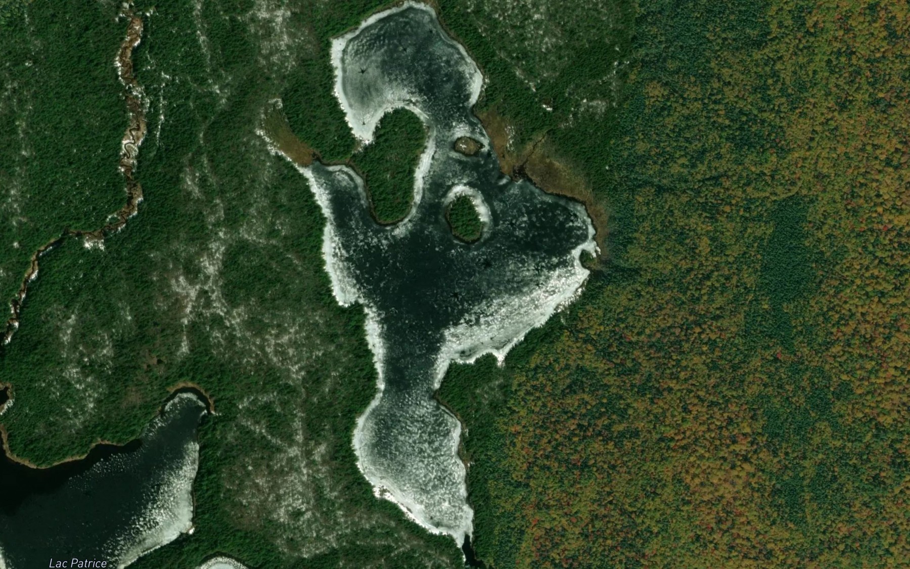 Satellite map of the Lac en Serre