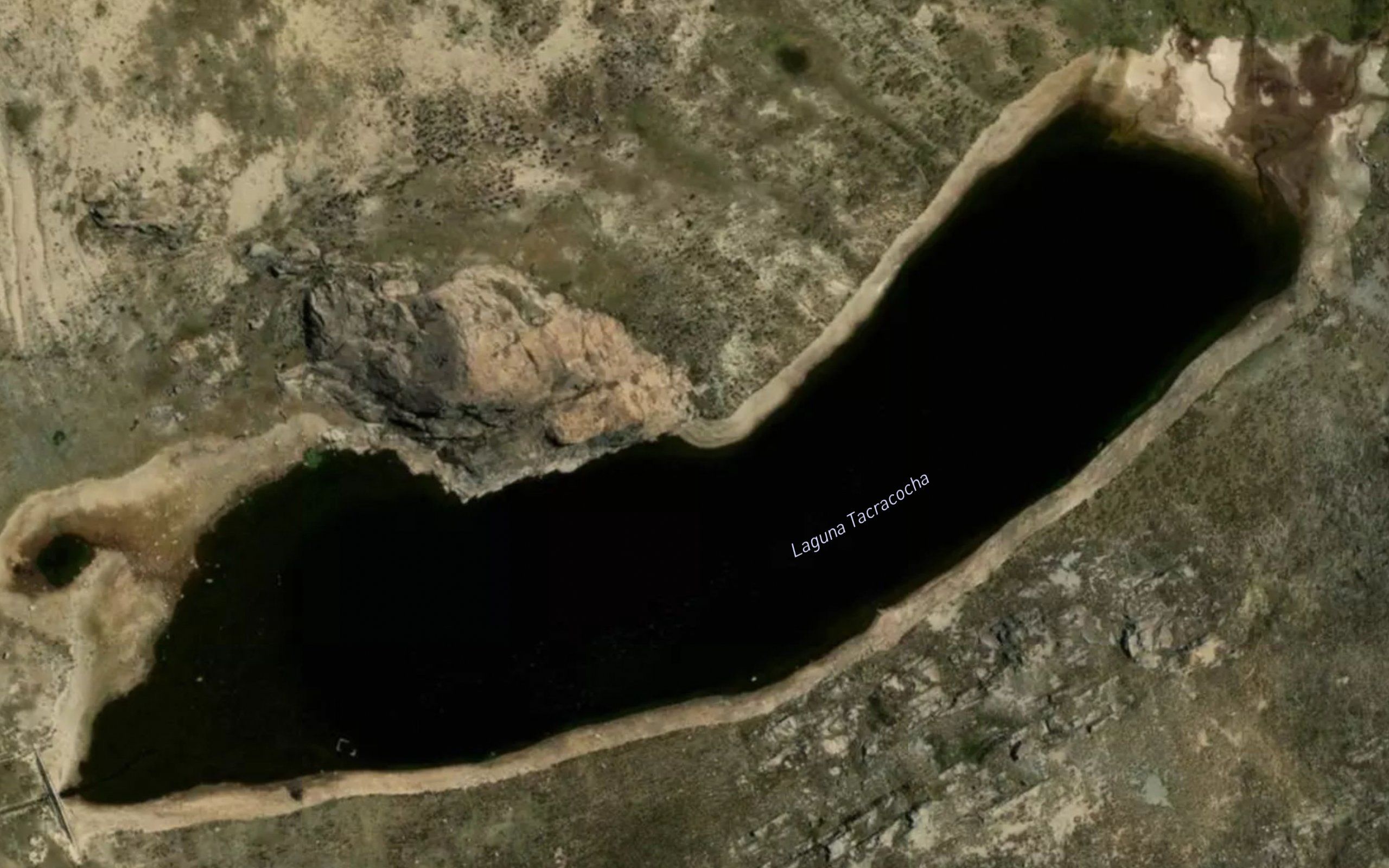 Laguna Tacracocha