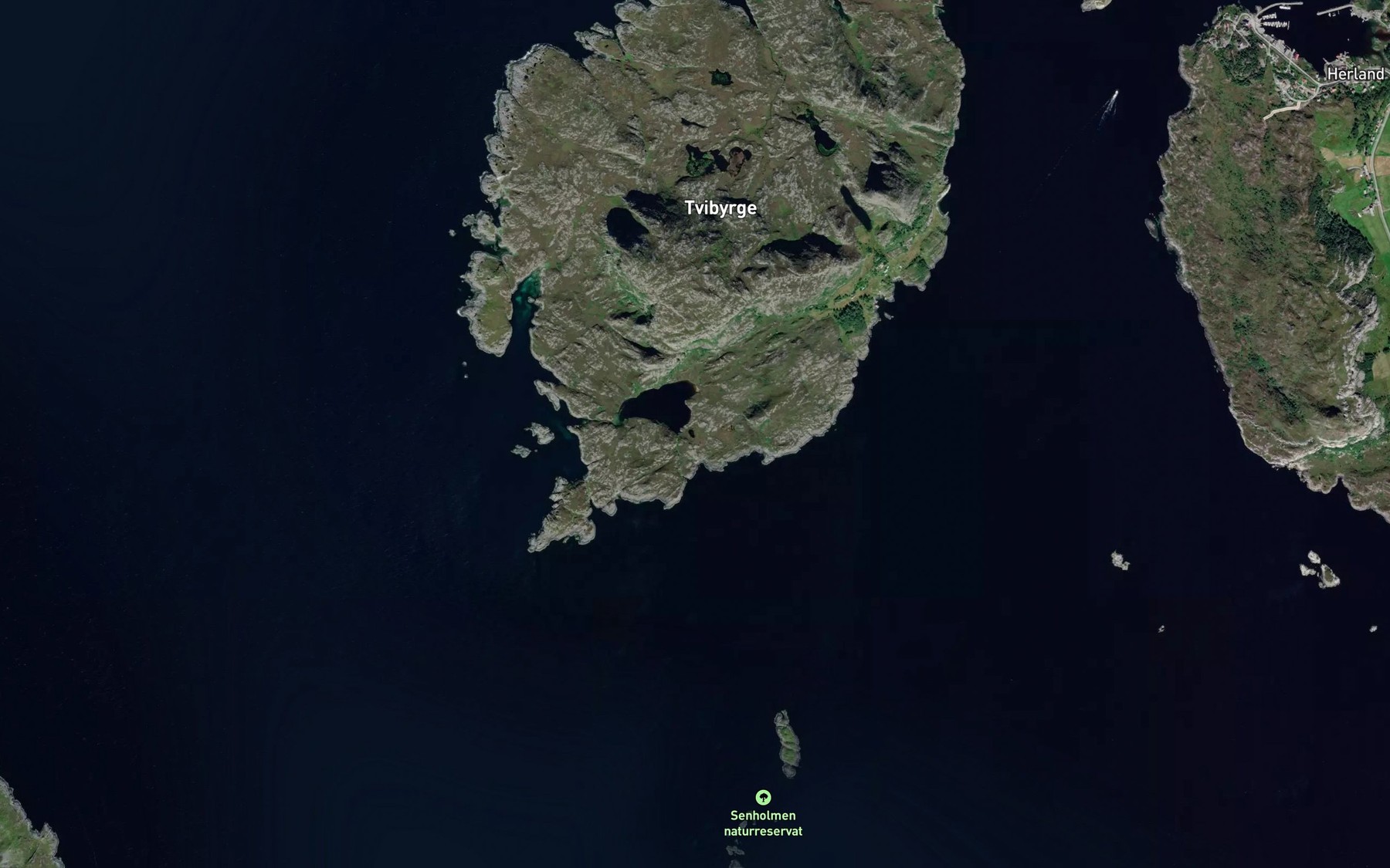 Satellite map of the Svartekatten