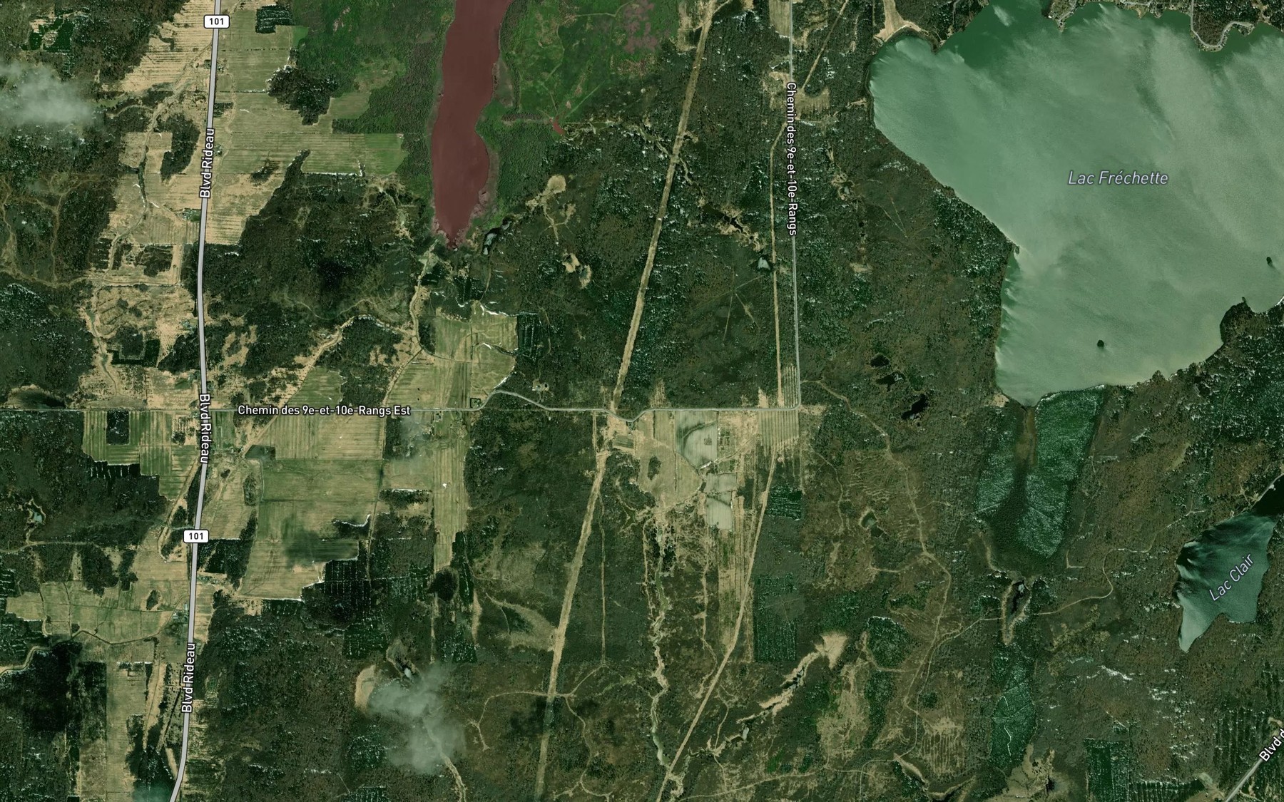 Satellite map of the Cours d'eau Michaud