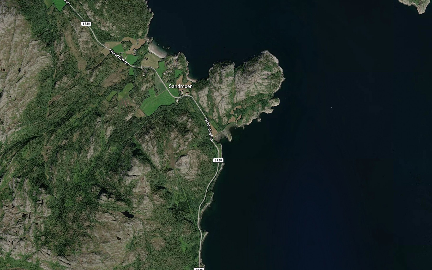 Satellite map of the Sandmokroken