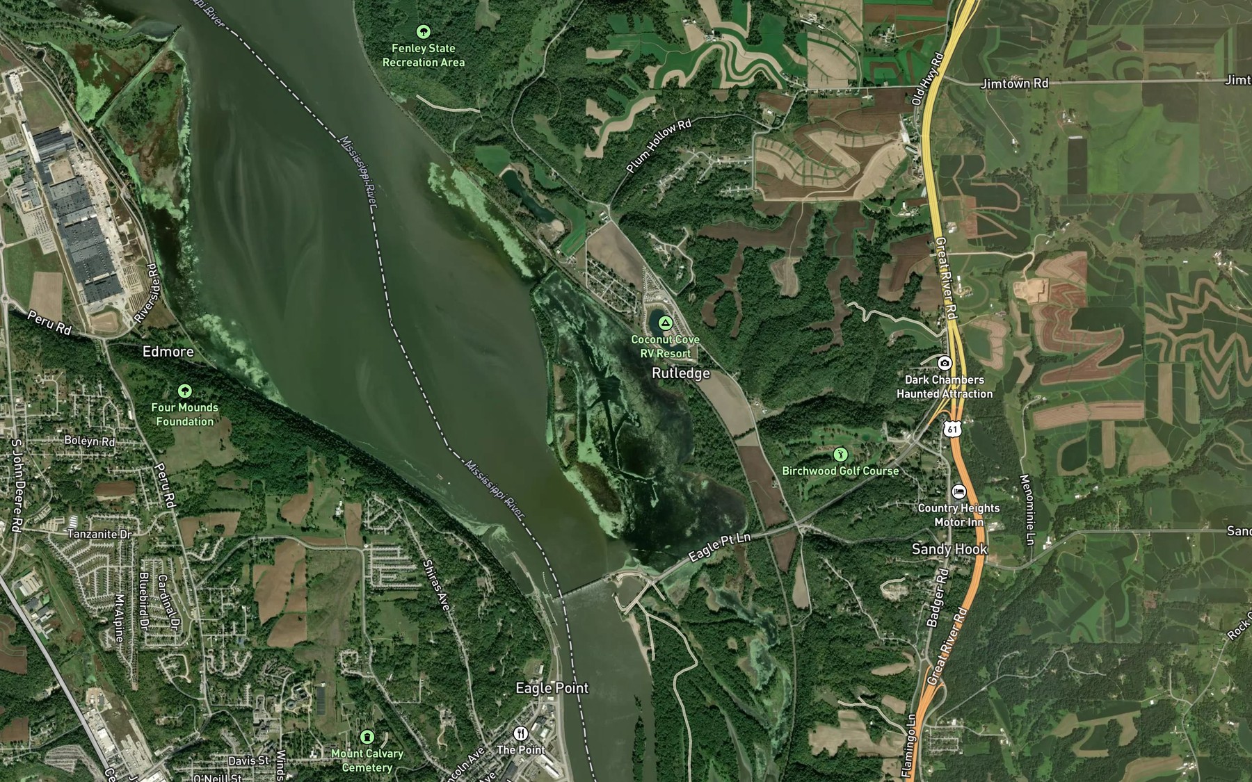 Satellite map of the Sunfish Lake