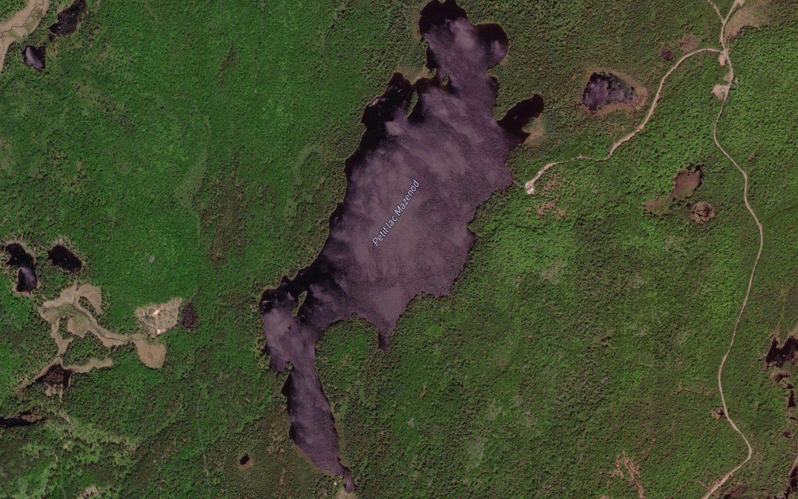 Petit lac Mazenod