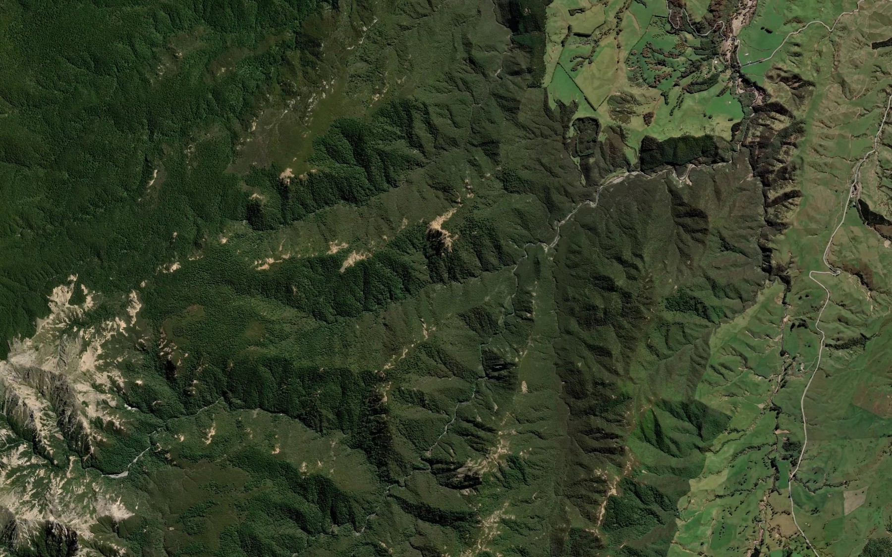 Satellite map of the Makahu River