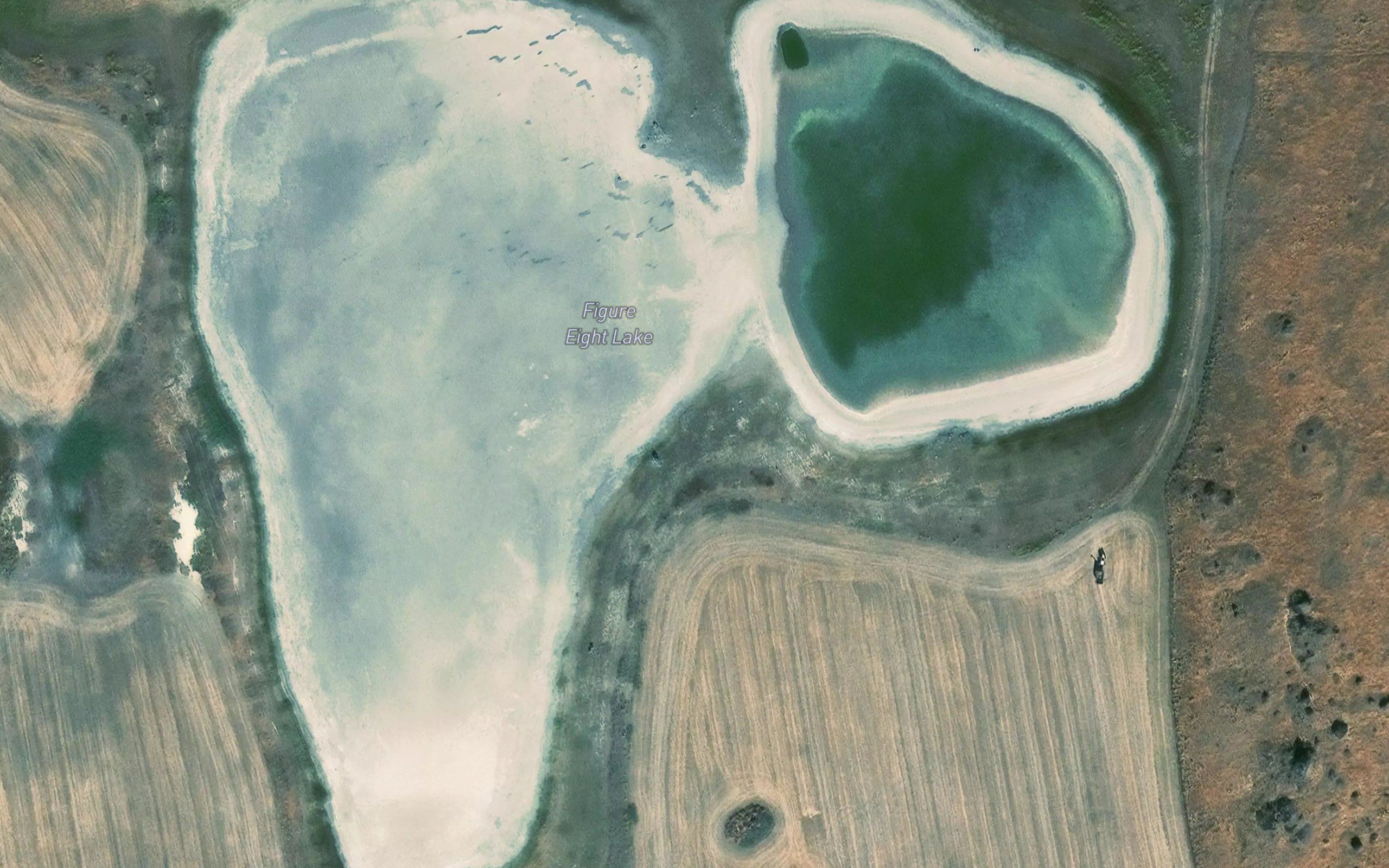 Figure Eight Lake