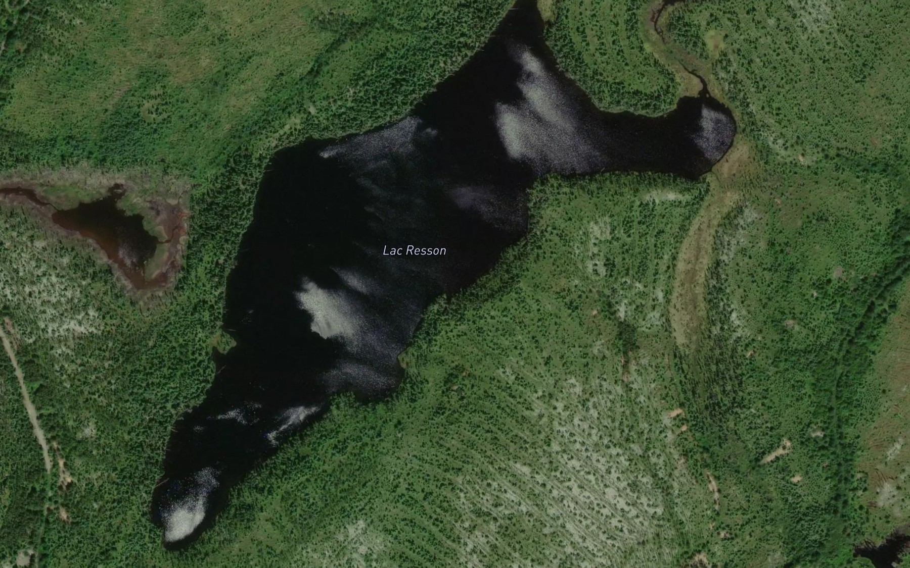 Satellite map of the Lac Resson