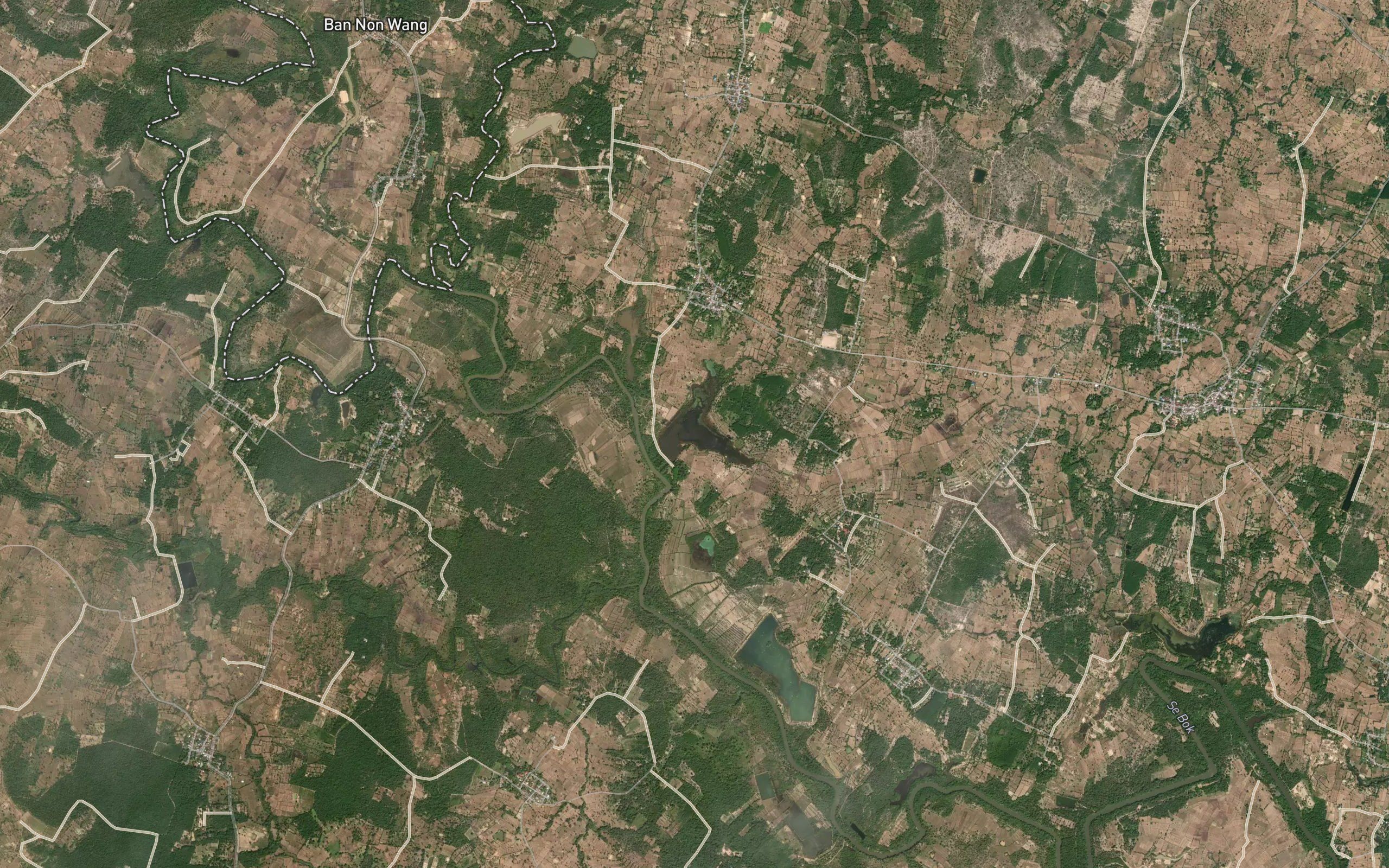 Ang Kep Nam Huai Hin Lek Fai