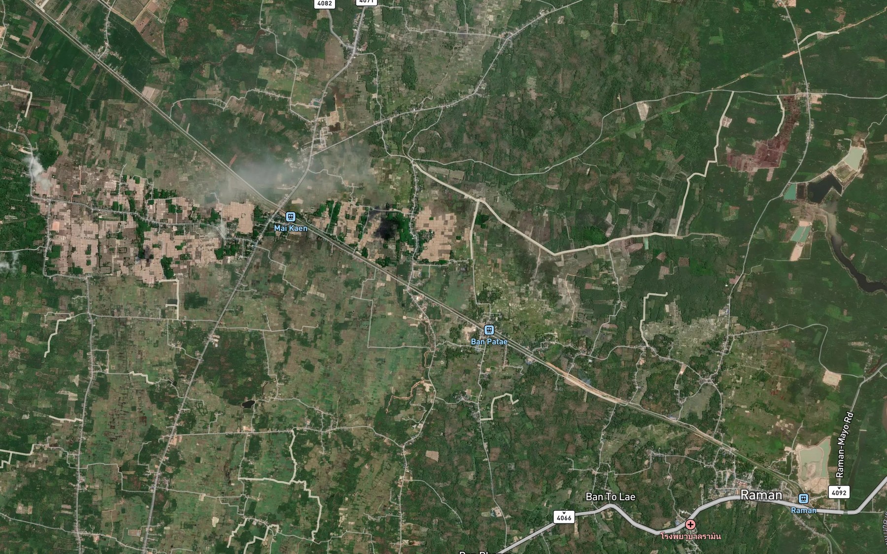 Satellite map of the Khlong I To Lae