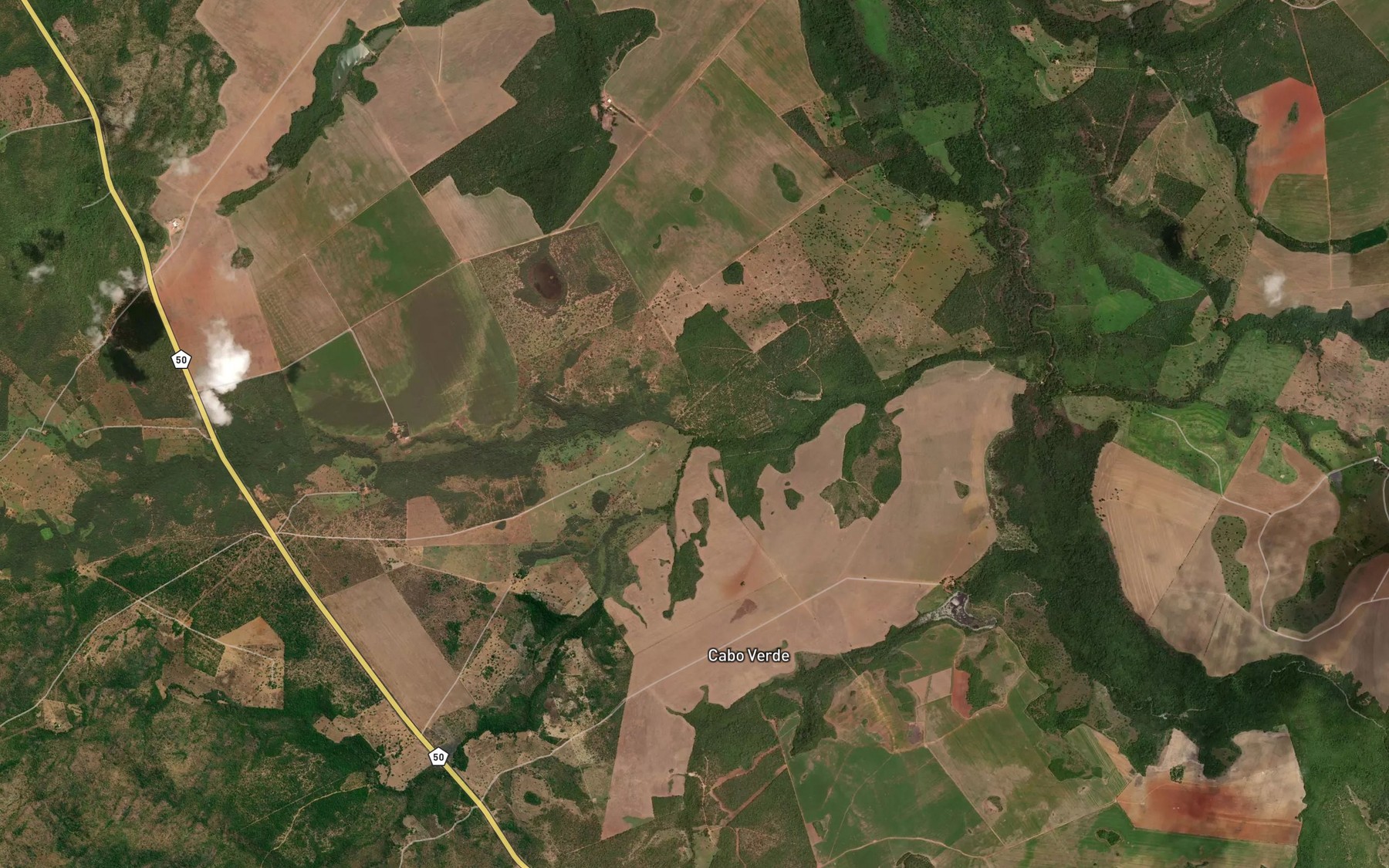 Satellite map of the Corrego Olho-d'Agua