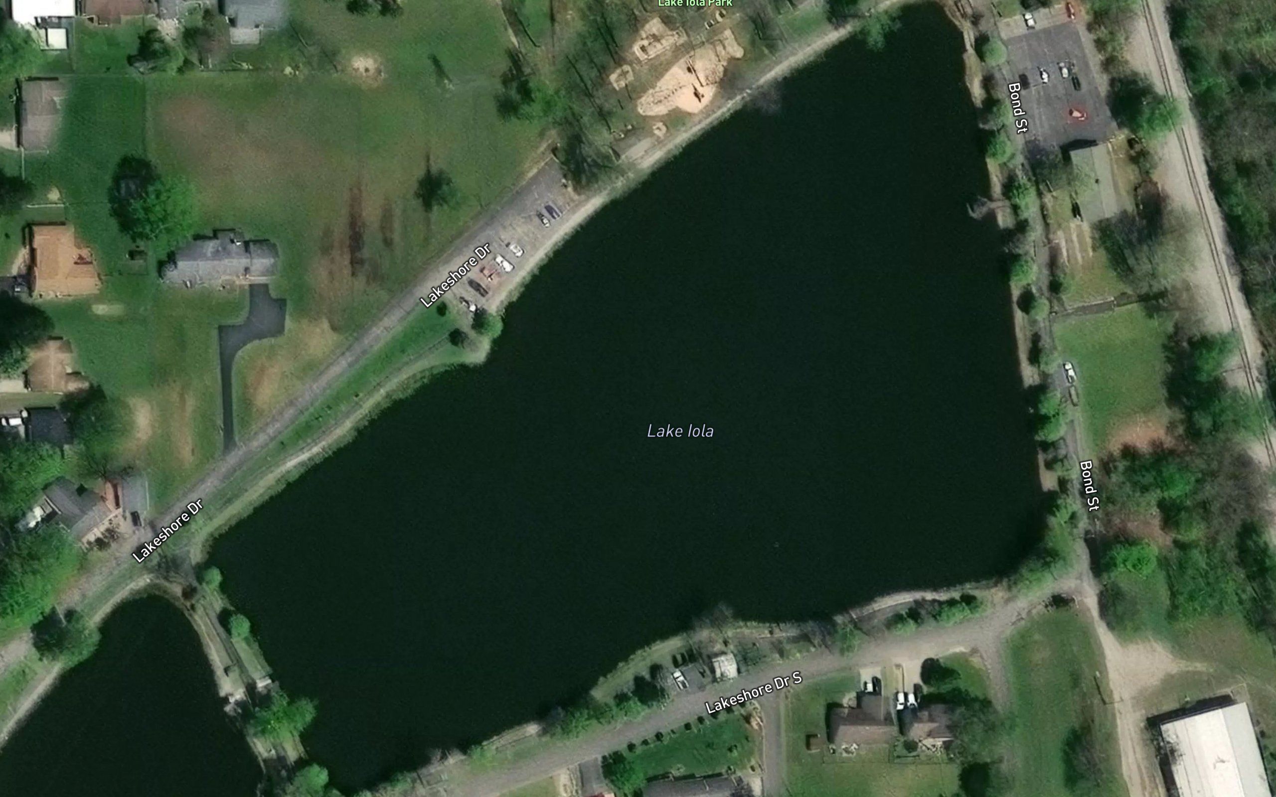 Iola Lake