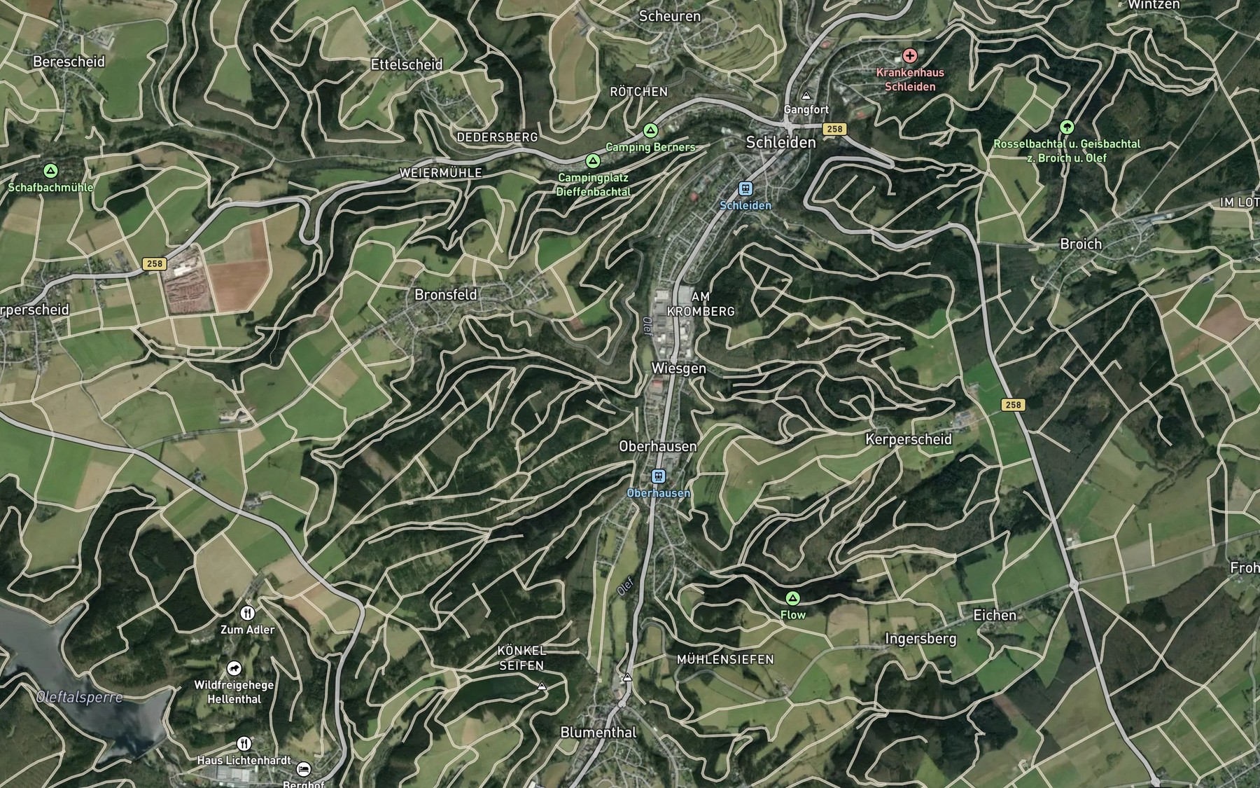 Satellite map of the Hellesbach
