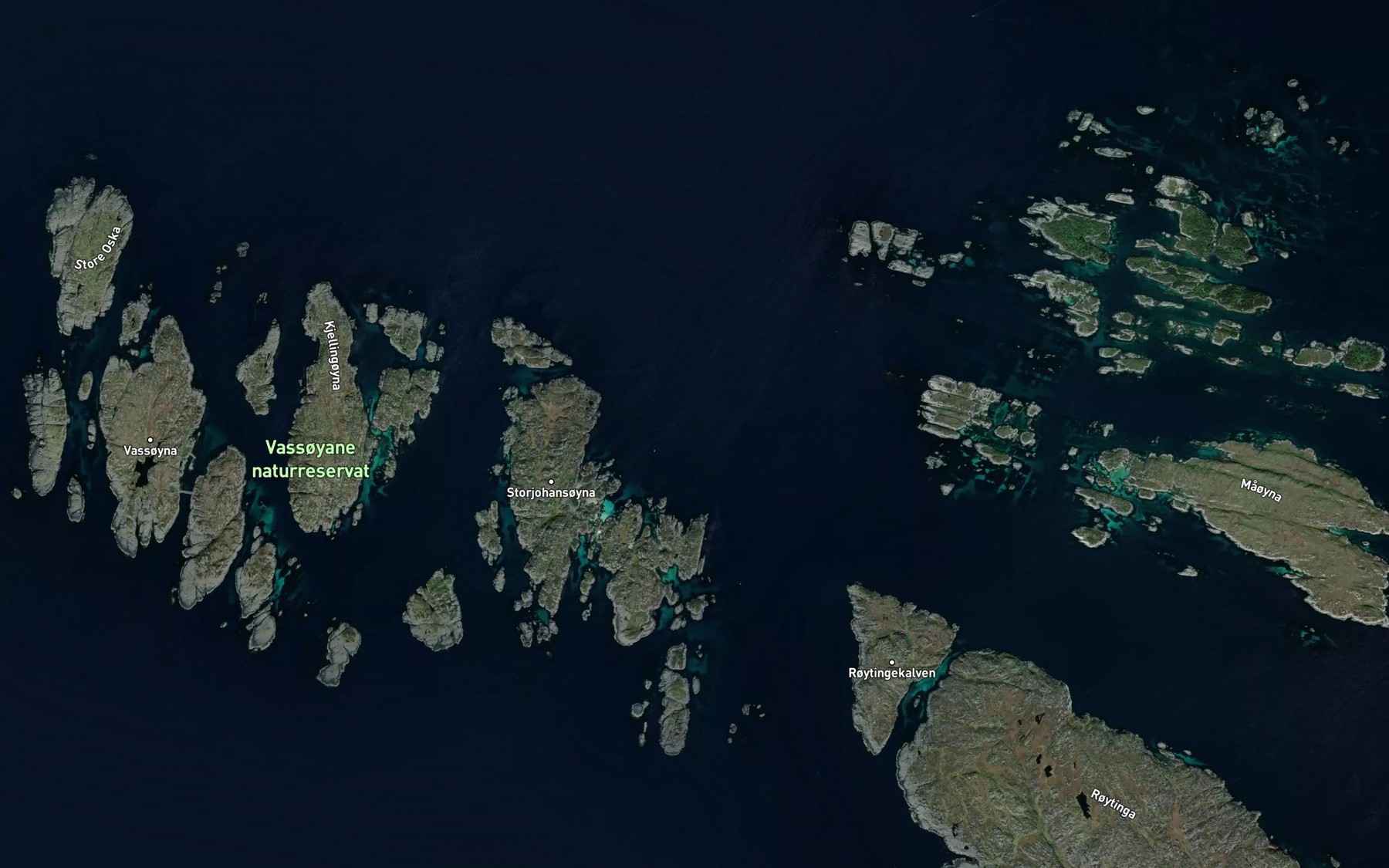 Satellite map of the Djuposen