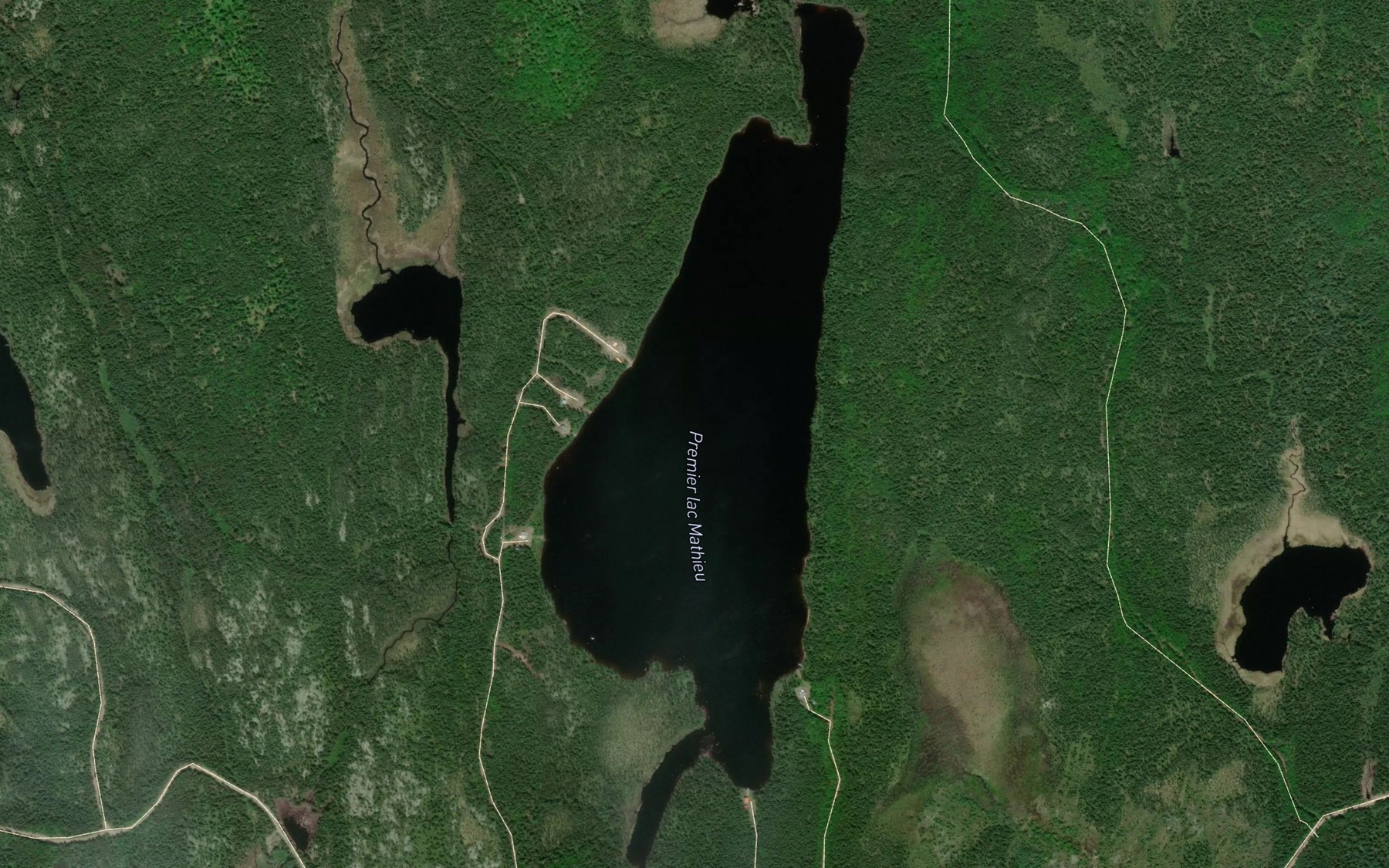 Satellite map of the Premier lac Mathieu