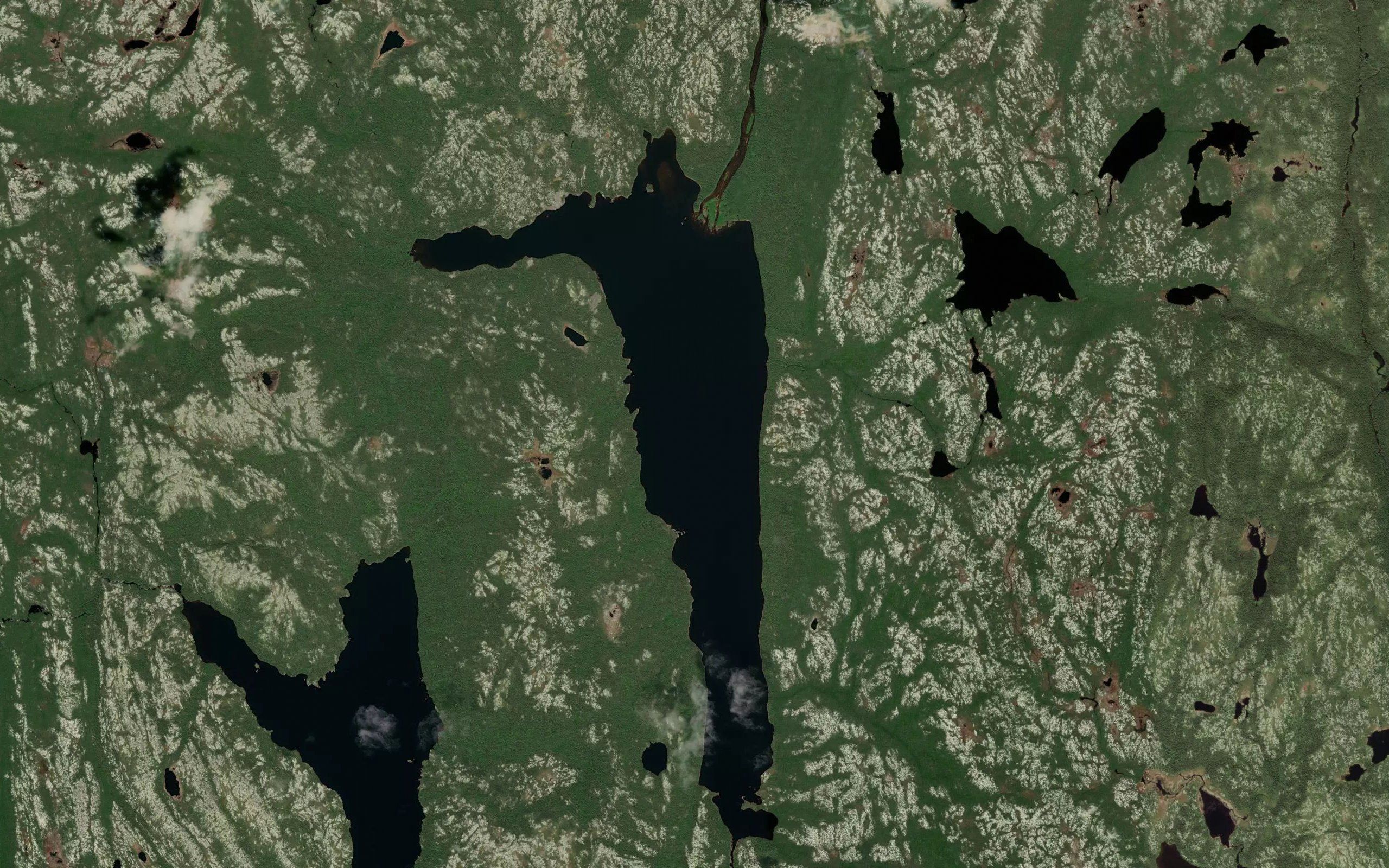 Lac Uahtshipakuia Ehkuatiti