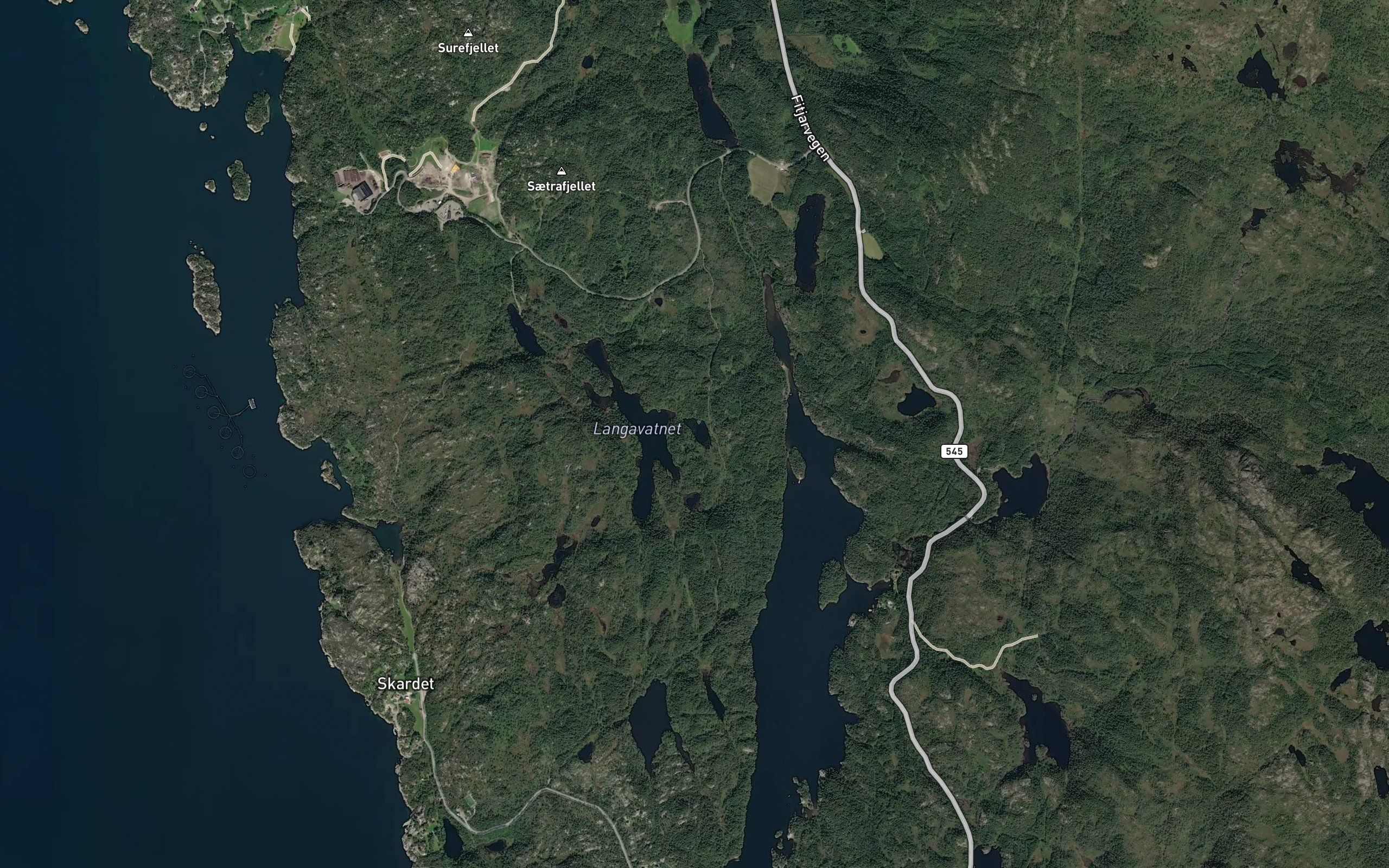 Straumhaugtjorn