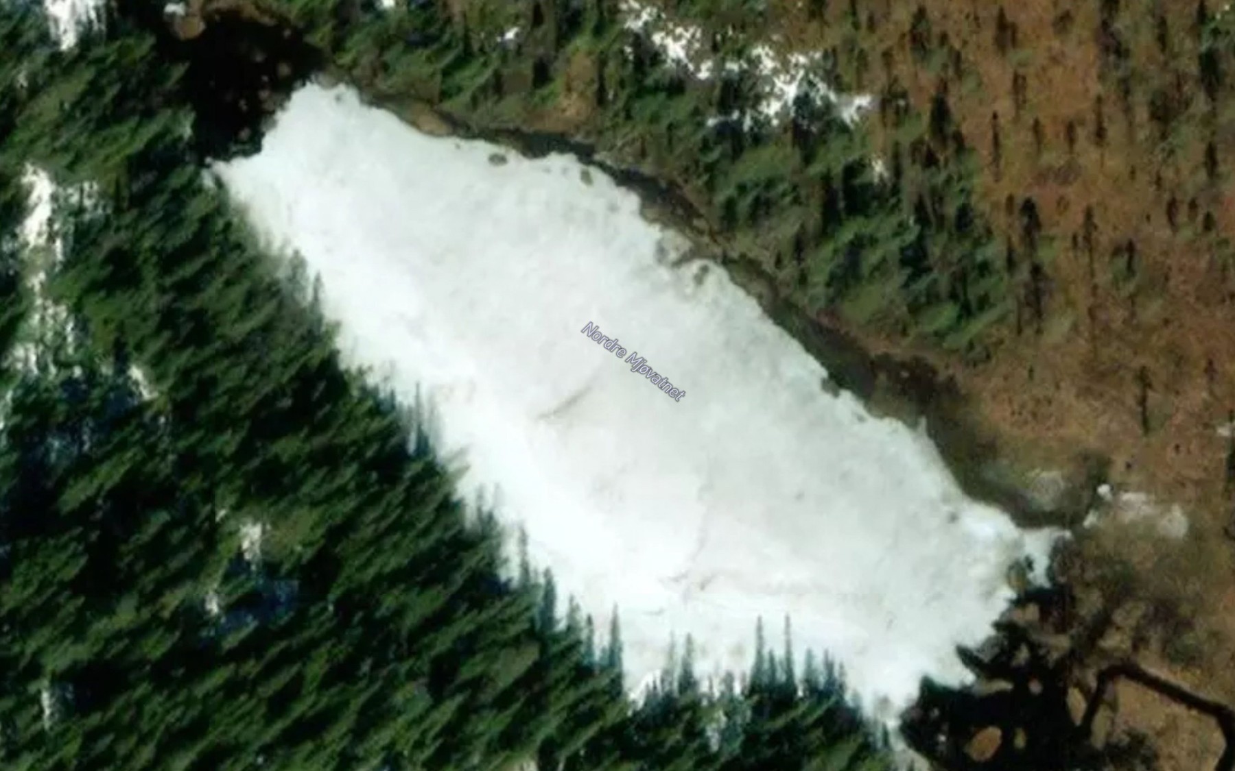 Satellite map of the Nordre Mjovatnet