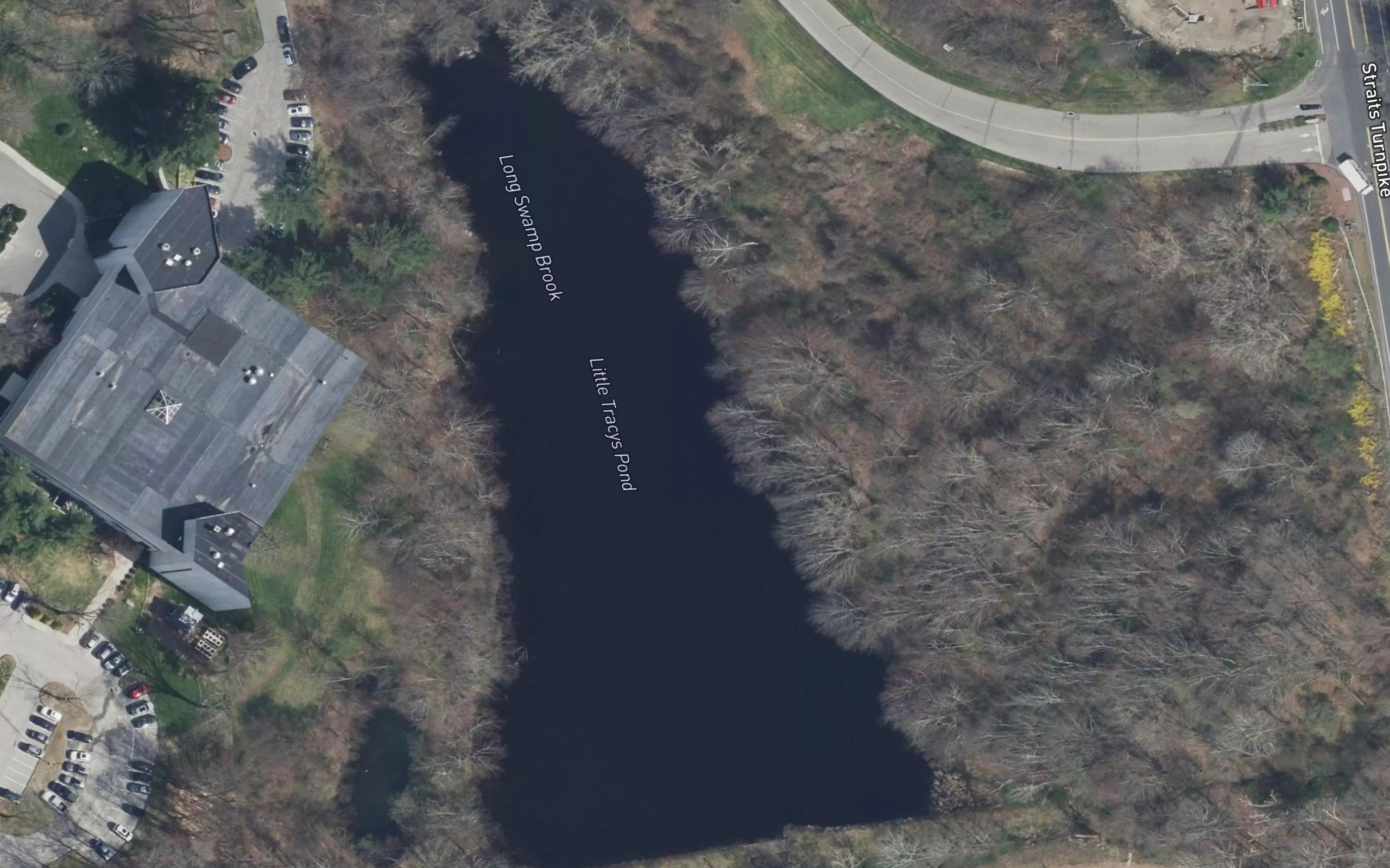 Little Tracys Pond