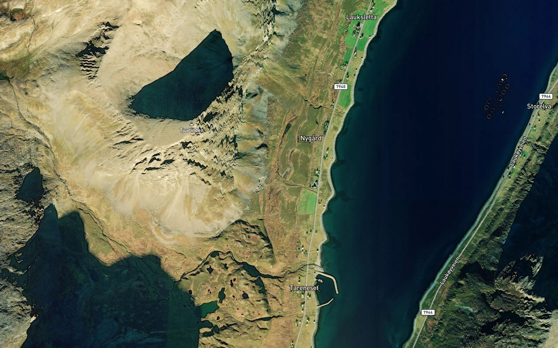 Satellite map of the Melkeneselva