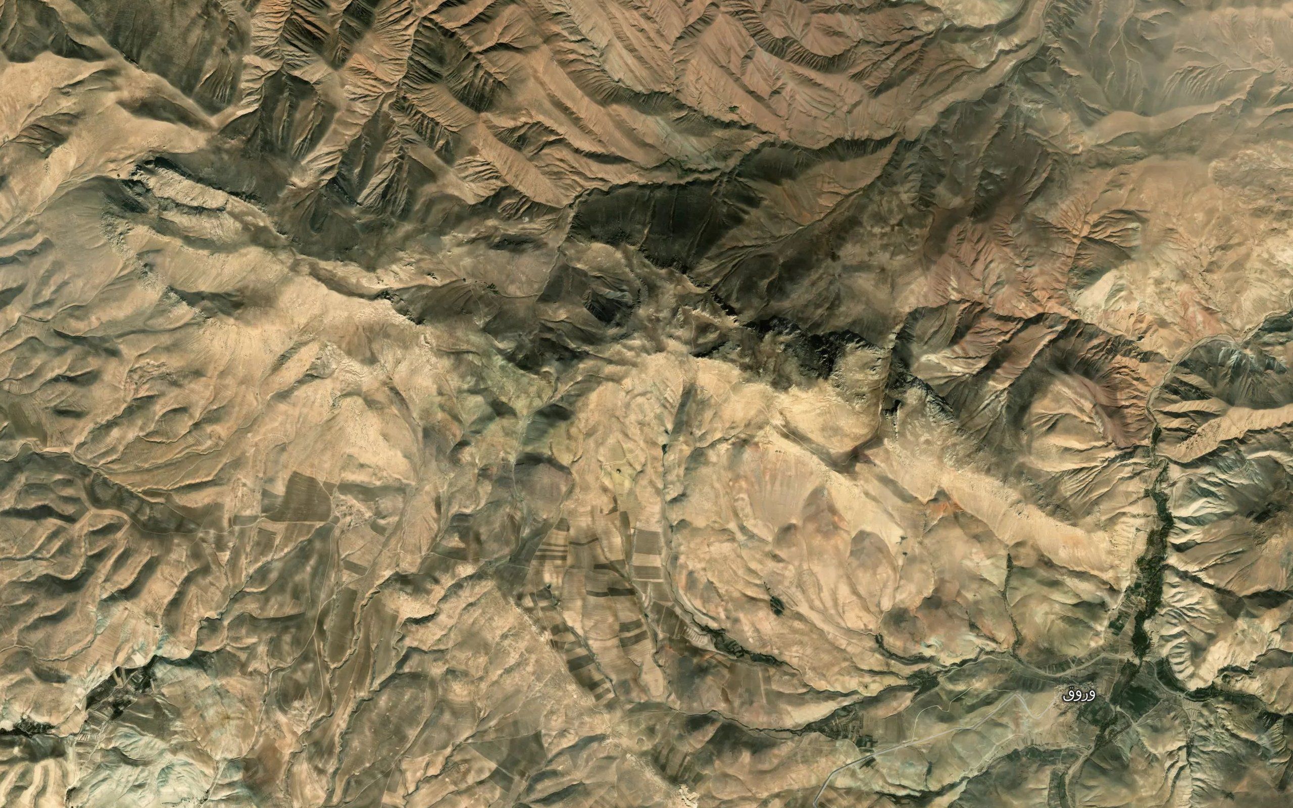 Cheshmeh-ye Qezel Gul Bolagh