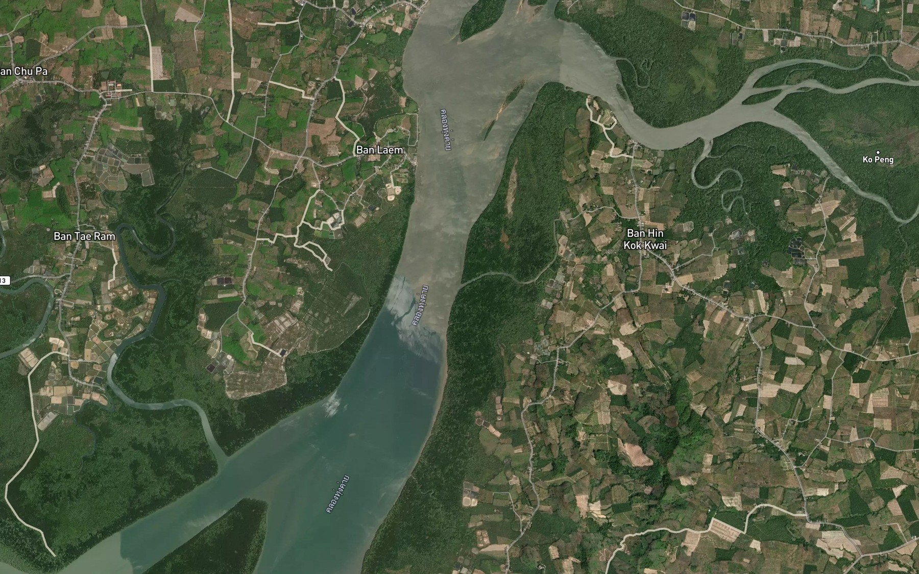 Satellite map of the Khlong Mai Ngam