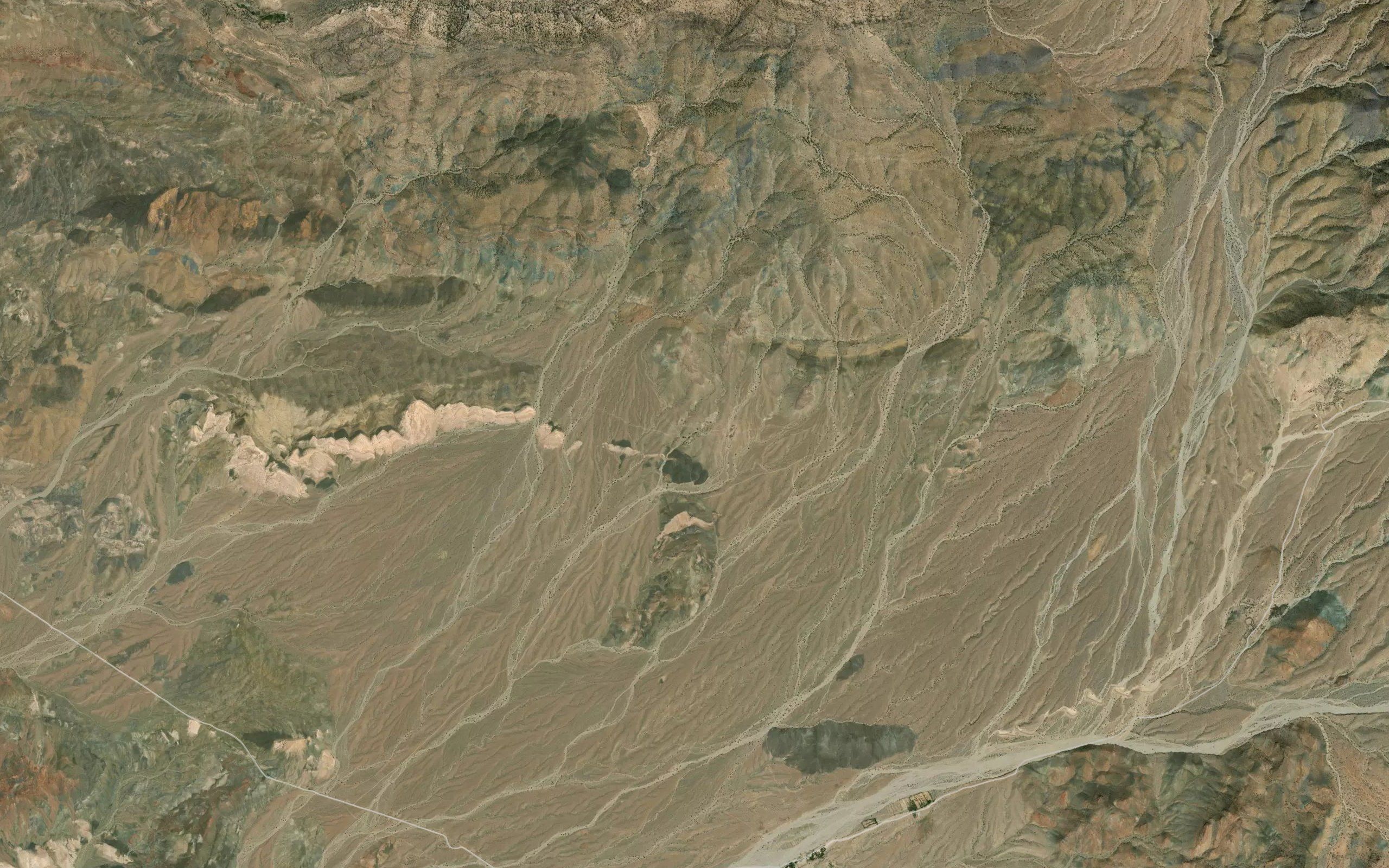 Cheshmeh-ye Ab Tinu