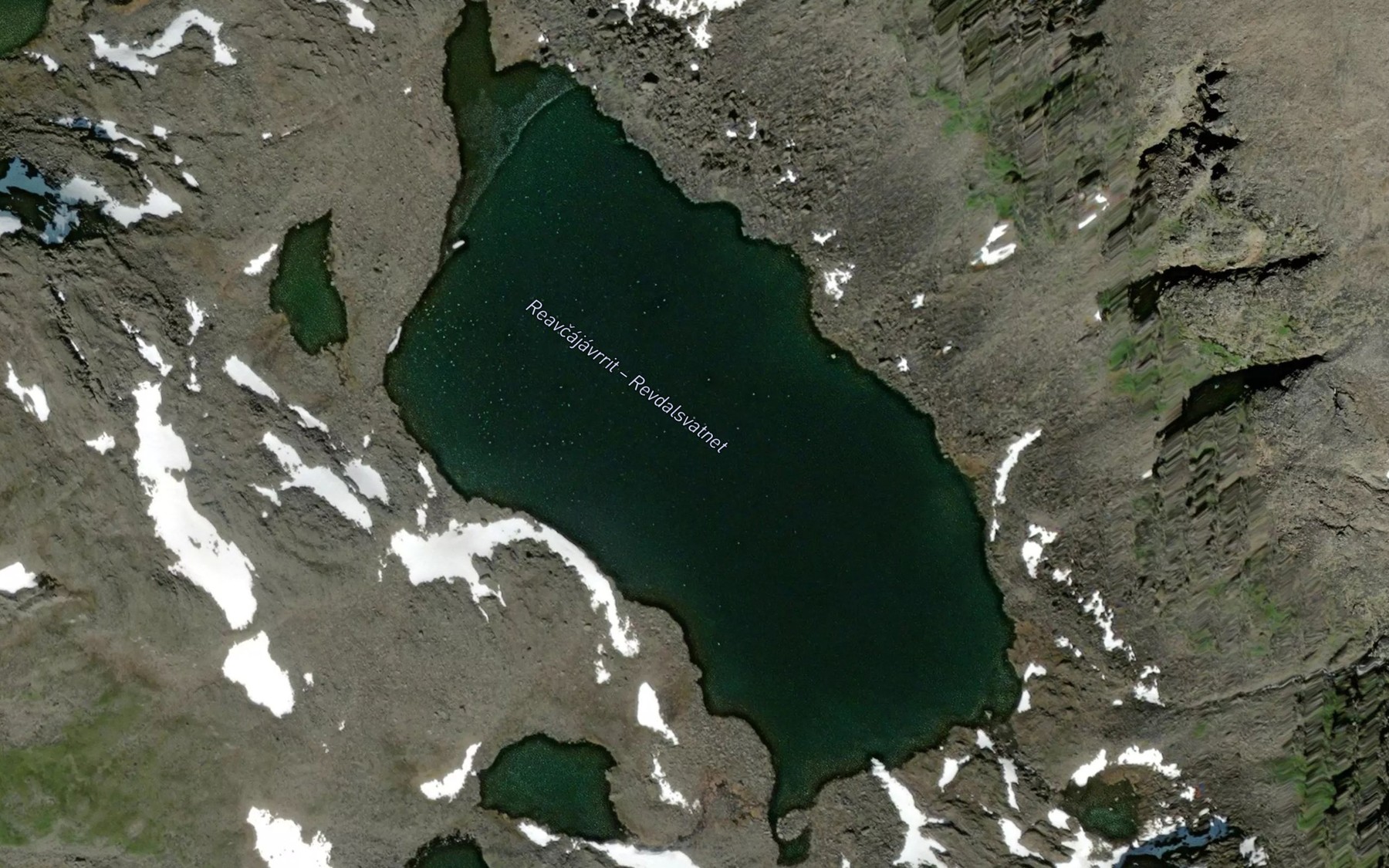 Satellite map of the Revdalsvatnan