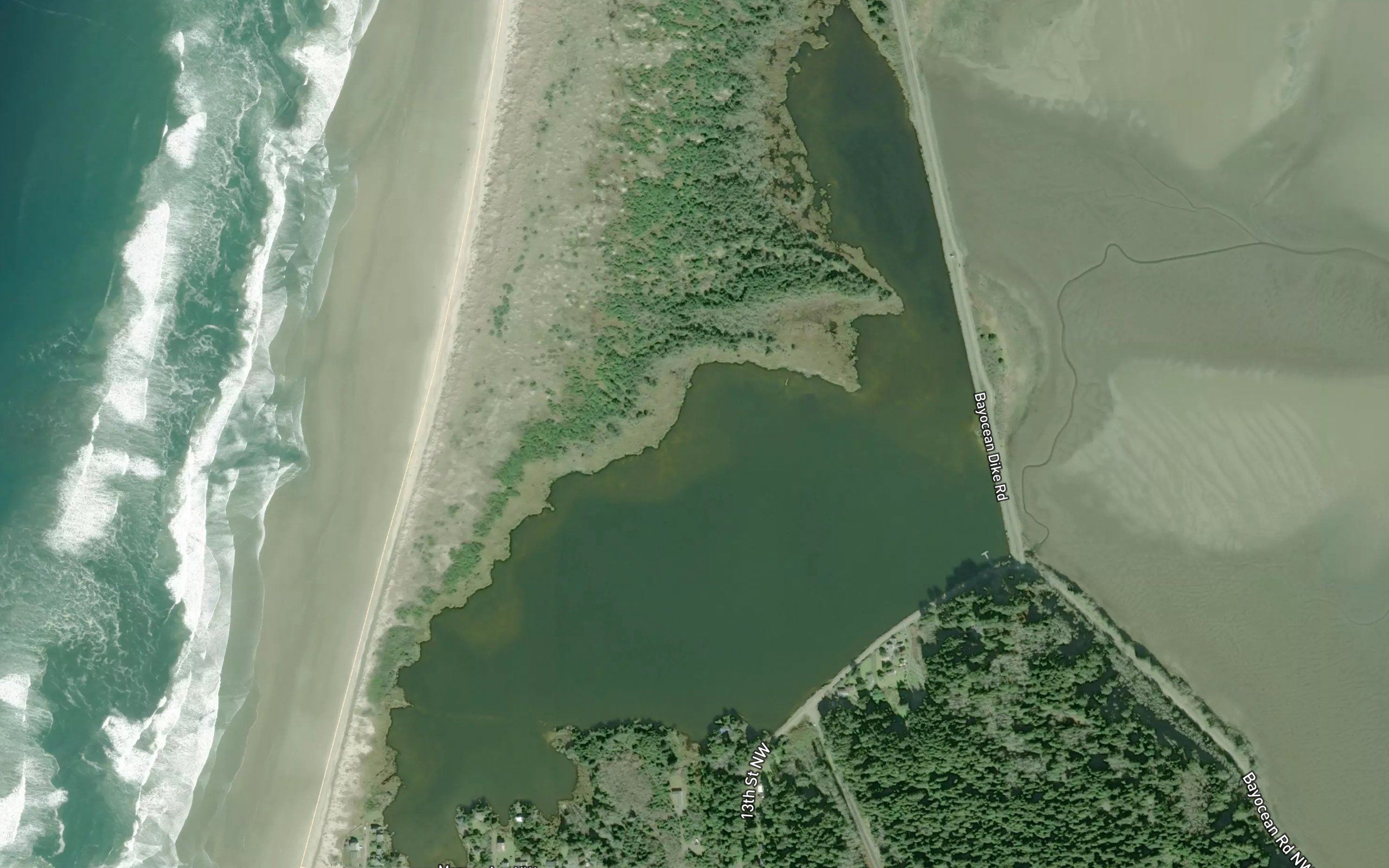 Cape Meares Lake