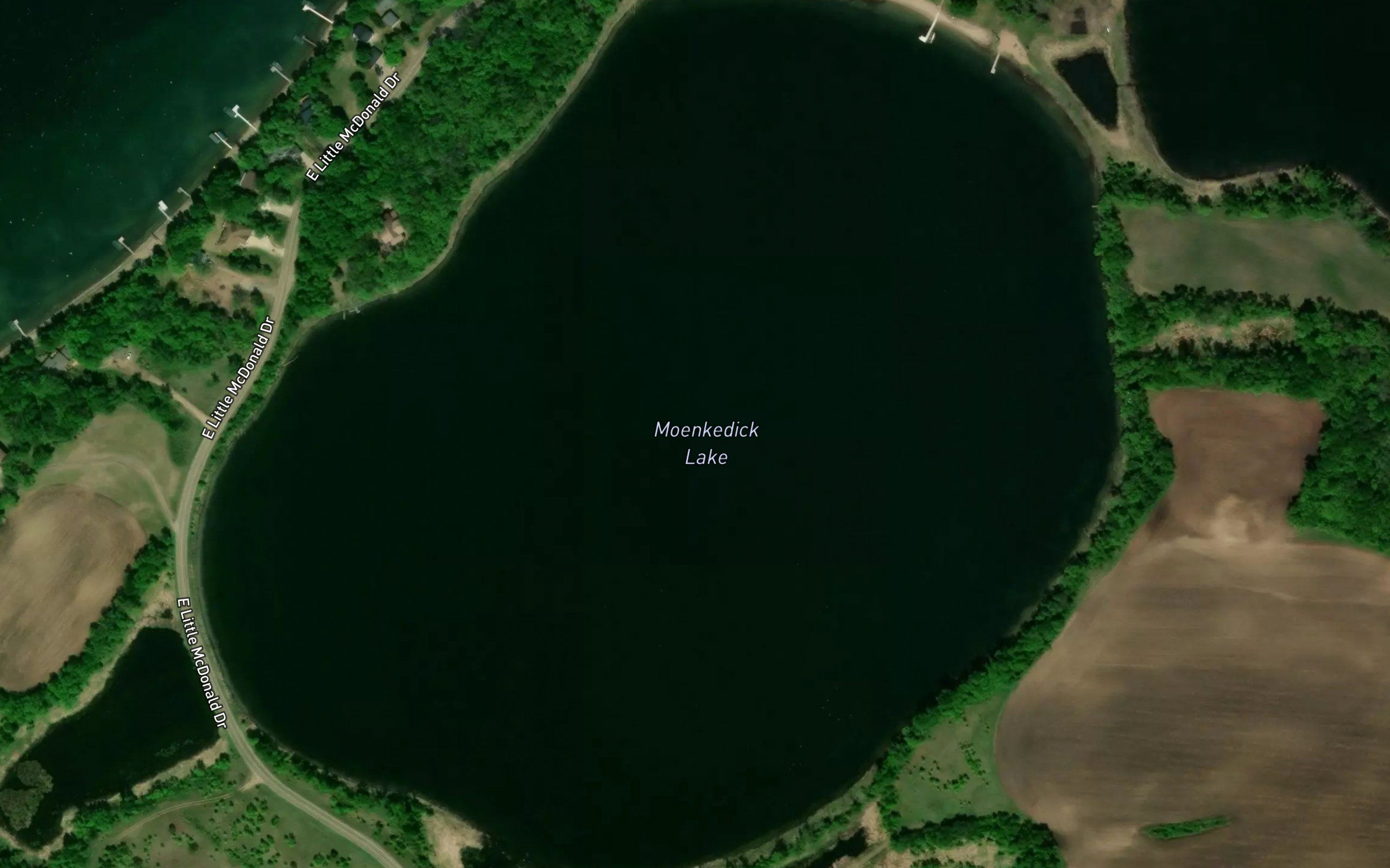 Moenkedick Lake
