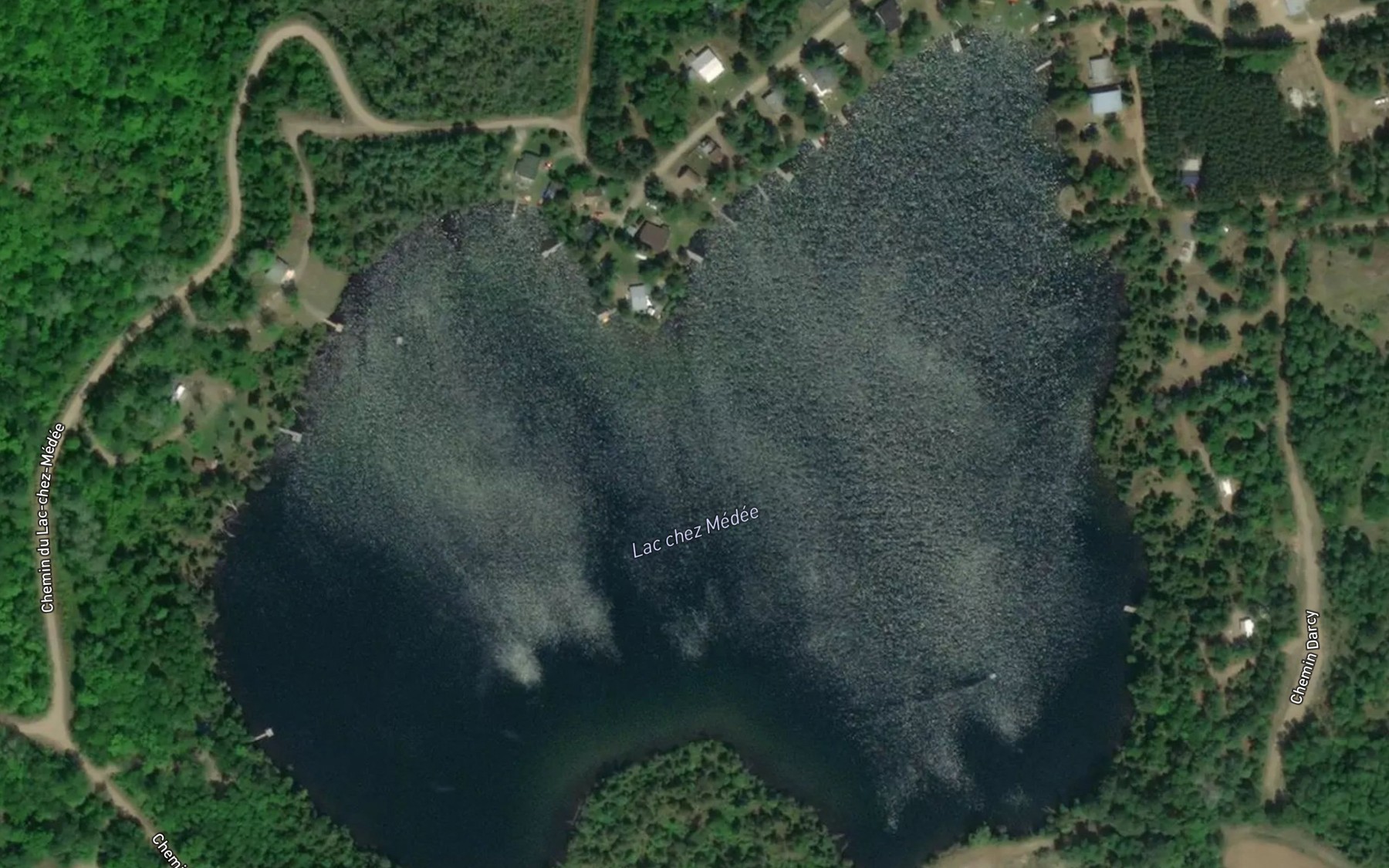 Satellite map of the Lac chez Medee