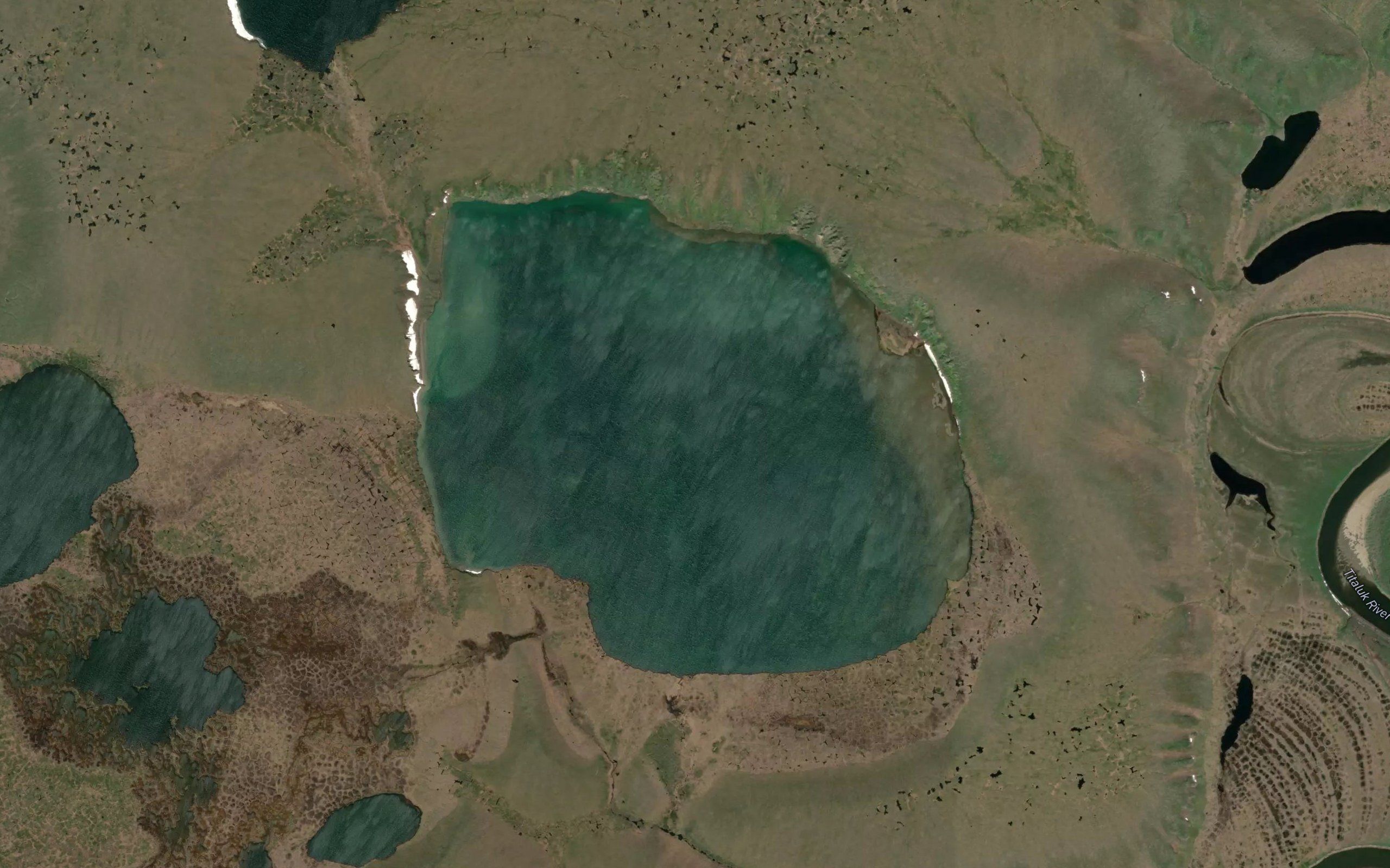 Oumalik Lakes