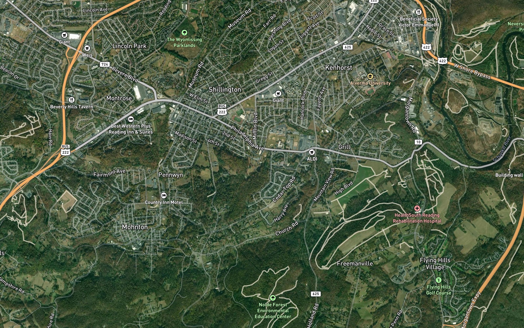 Satellite map of the Shillington Swimming Pool