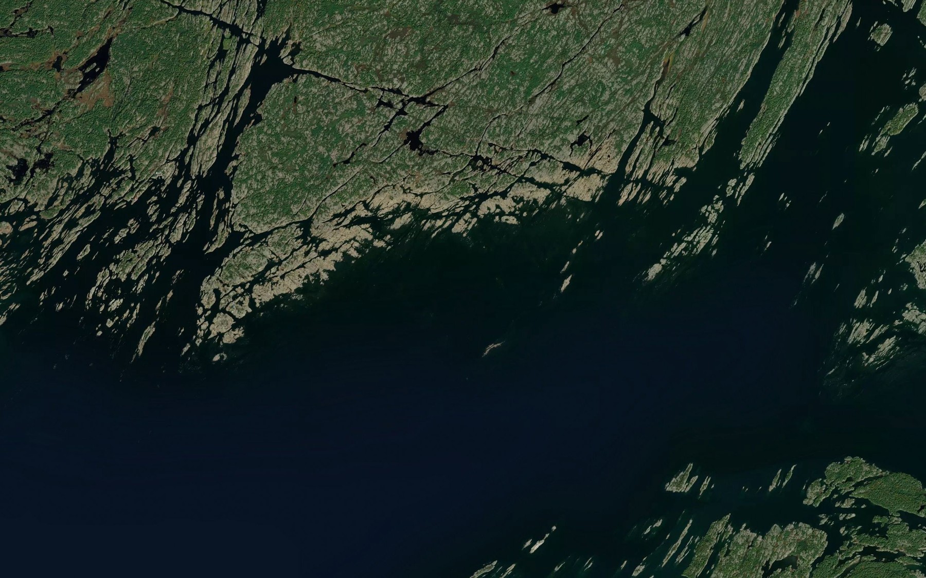 Satellite map of the Everard Reef