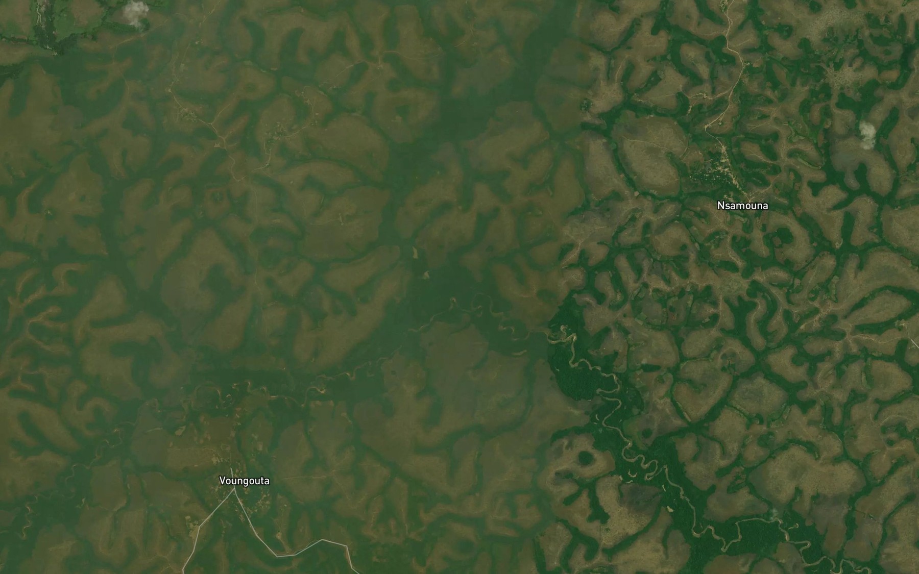 Satellite map of the Loualou