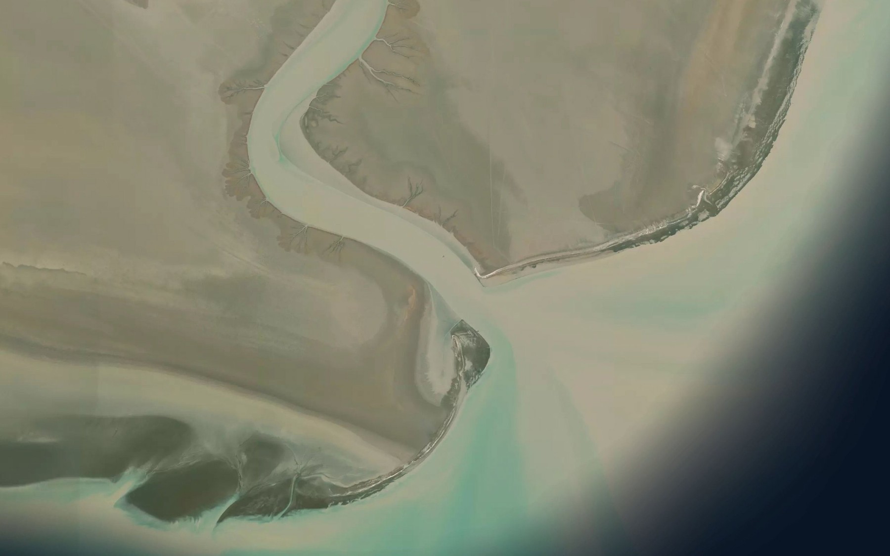Satellite map of the Khowr-e Salach