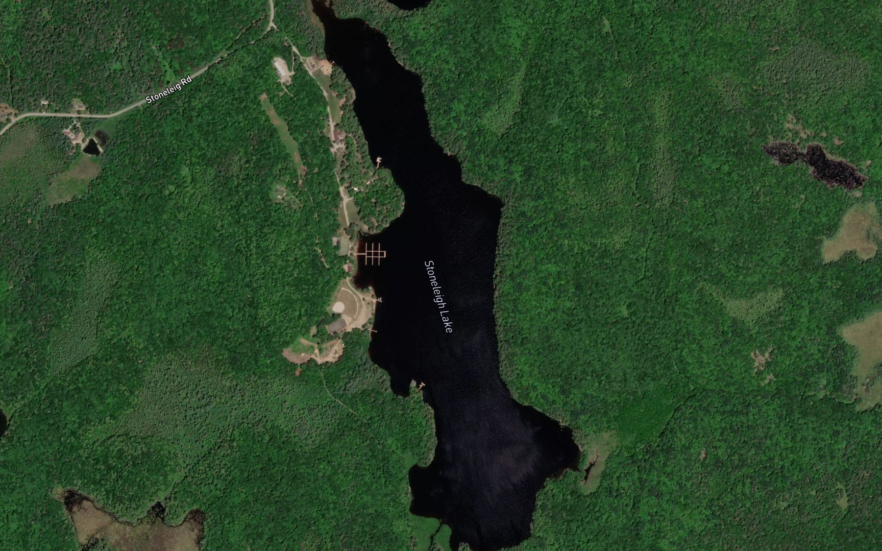 Satellite map of the Stoneleigh Lake