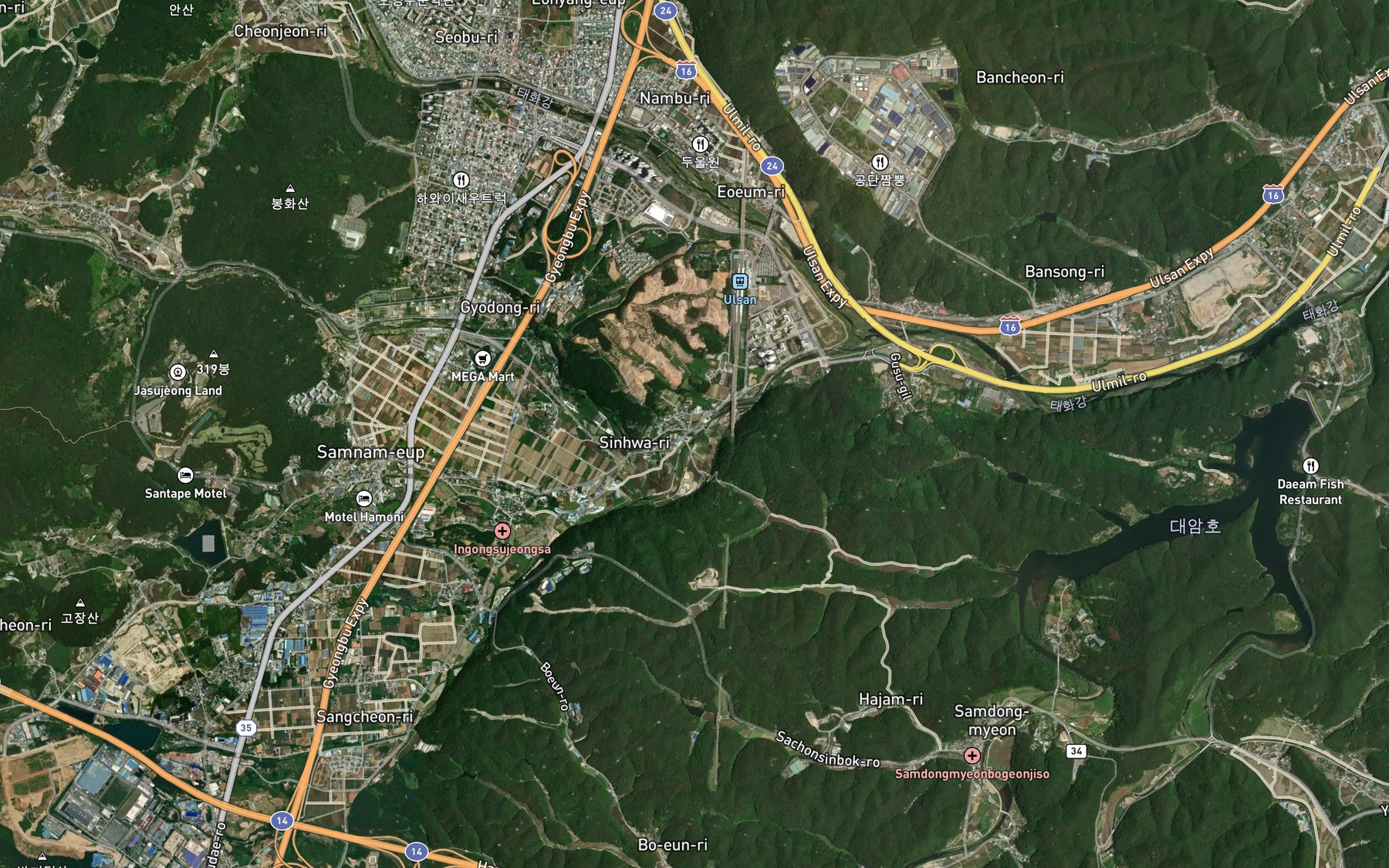 Satellite map of the Gacheoncheon