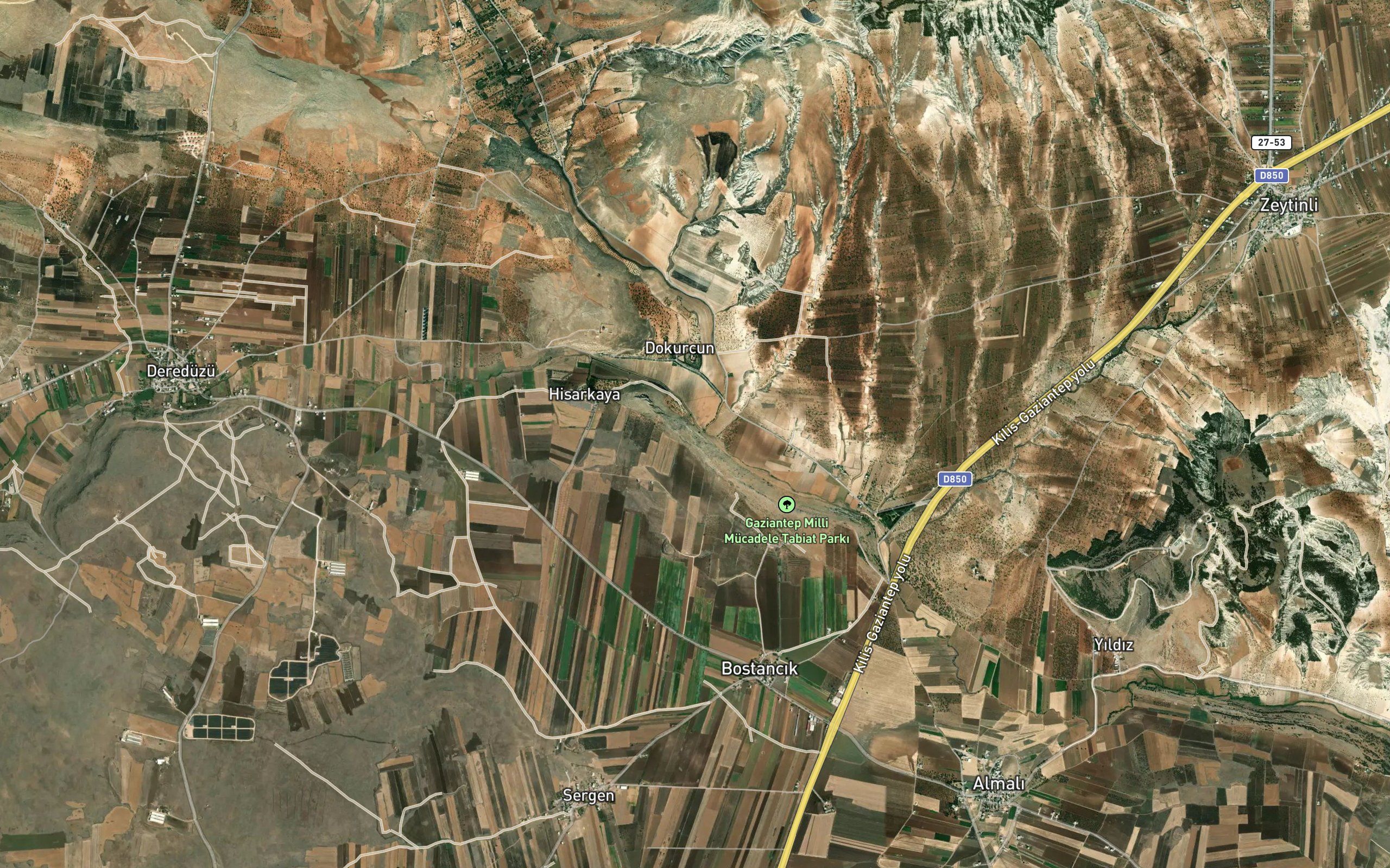 Akar Dere