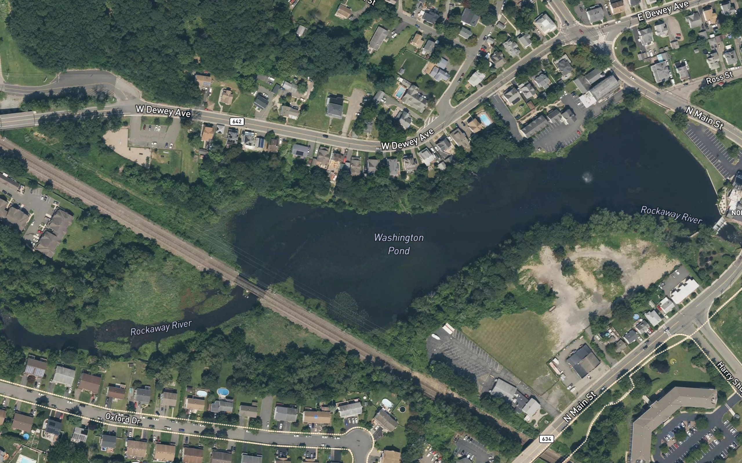 Washington Pond