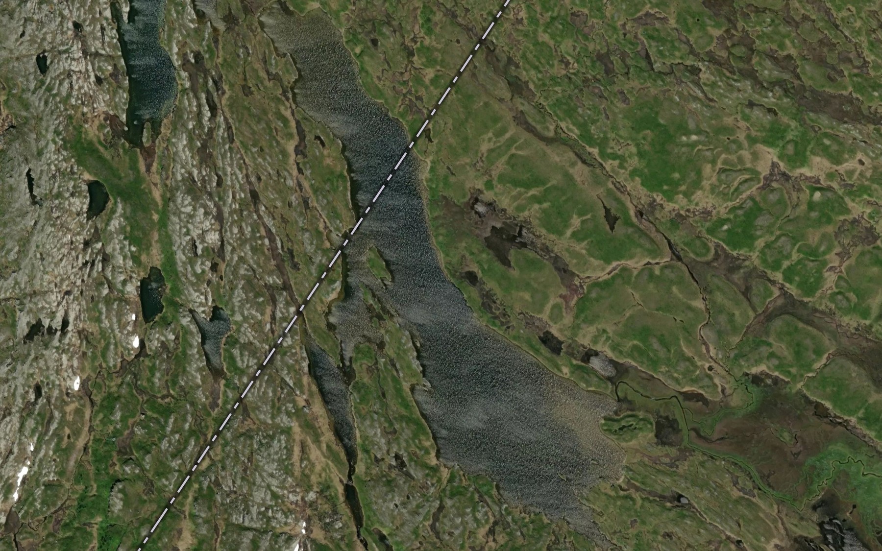 Satellite map of the Skreddarsjoane