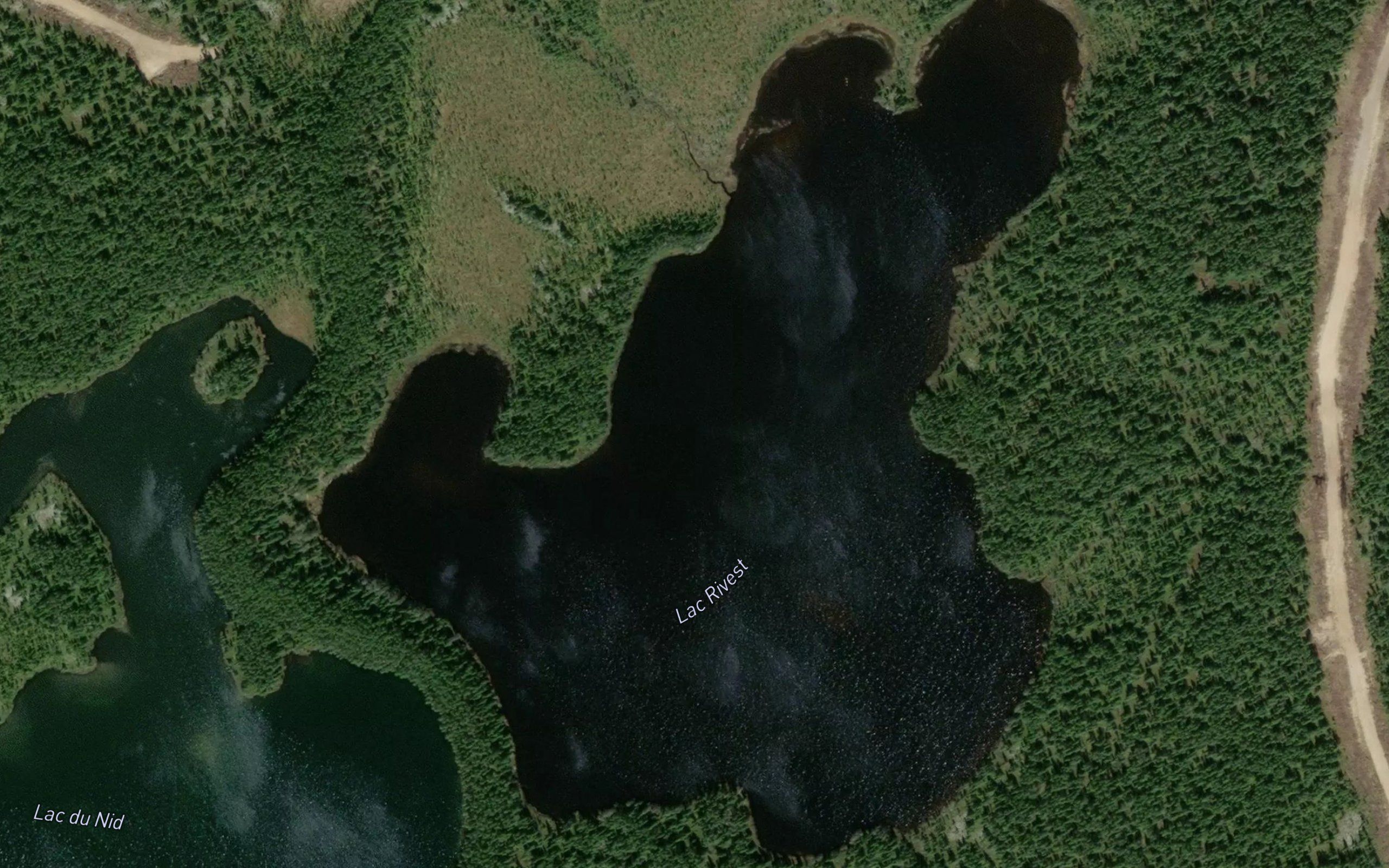Lac Rivest