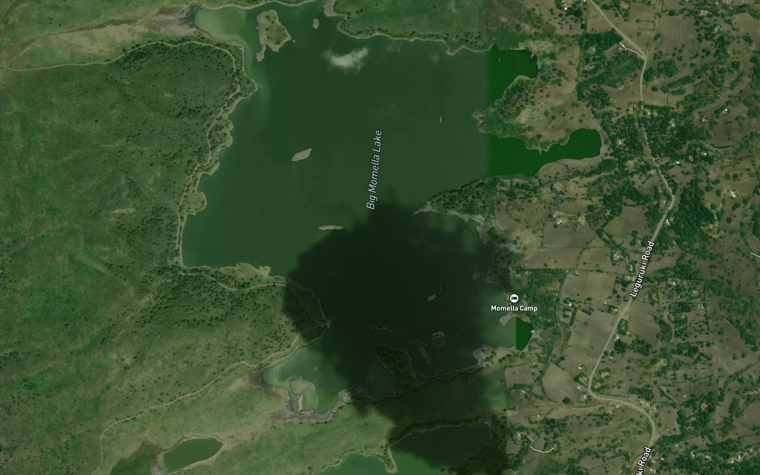 Lake Momella Kubwa