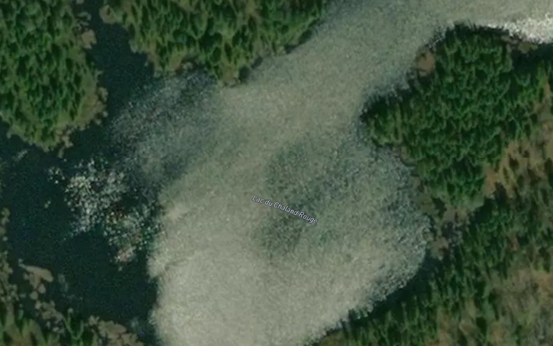 Satellite map of the Lac du Chaland Rouge