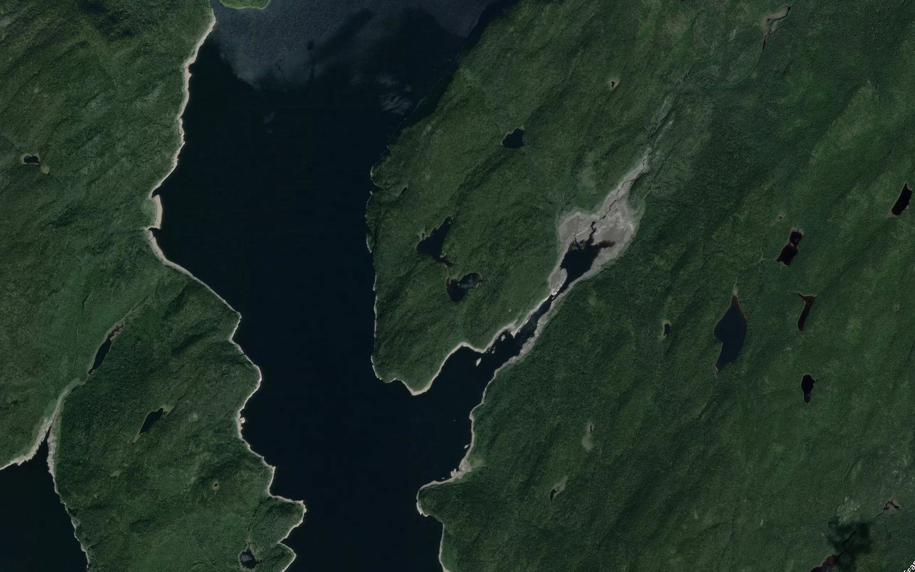 Satellite map of the Lac Serge