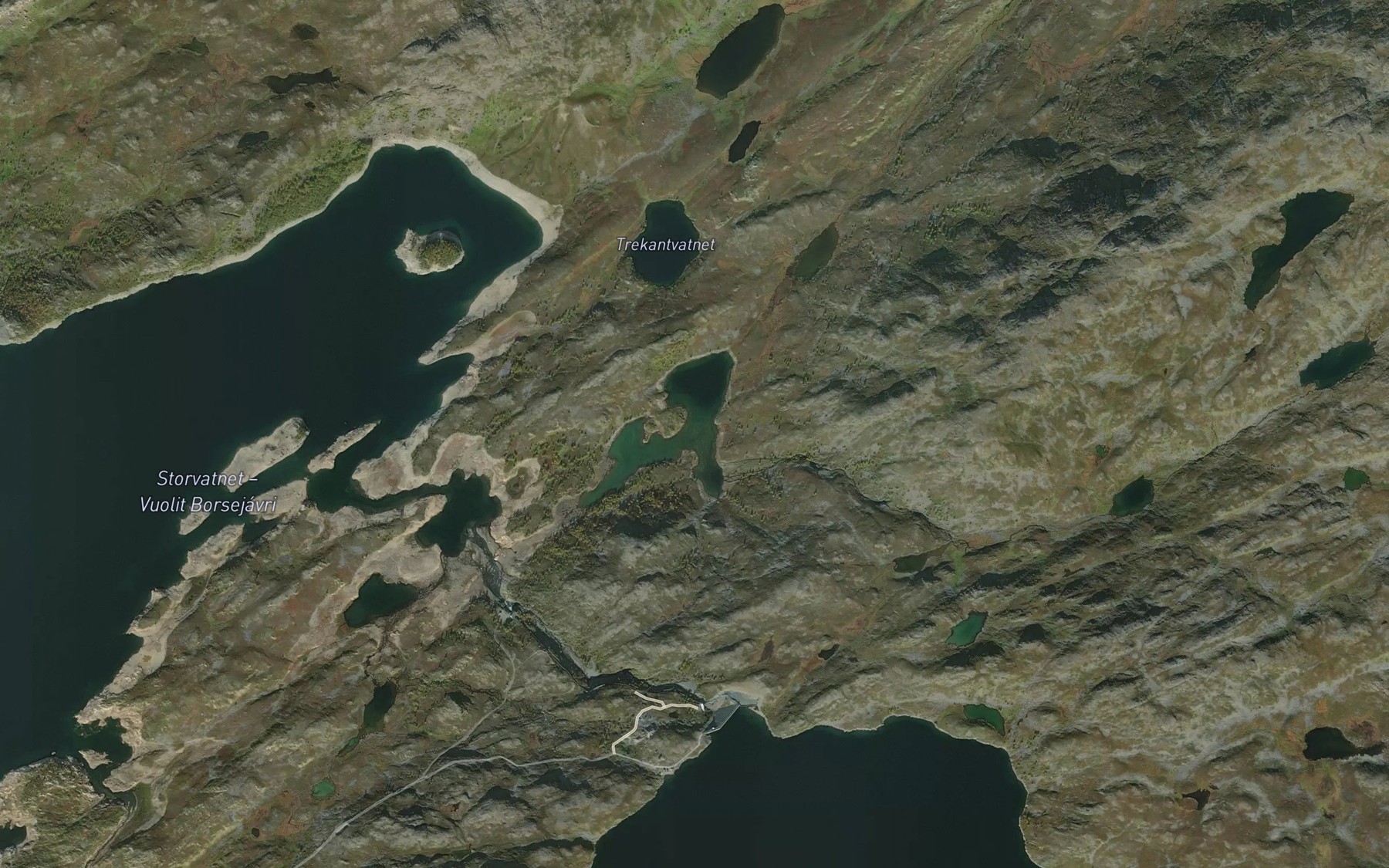 Satellite map of the Trekantvatnet