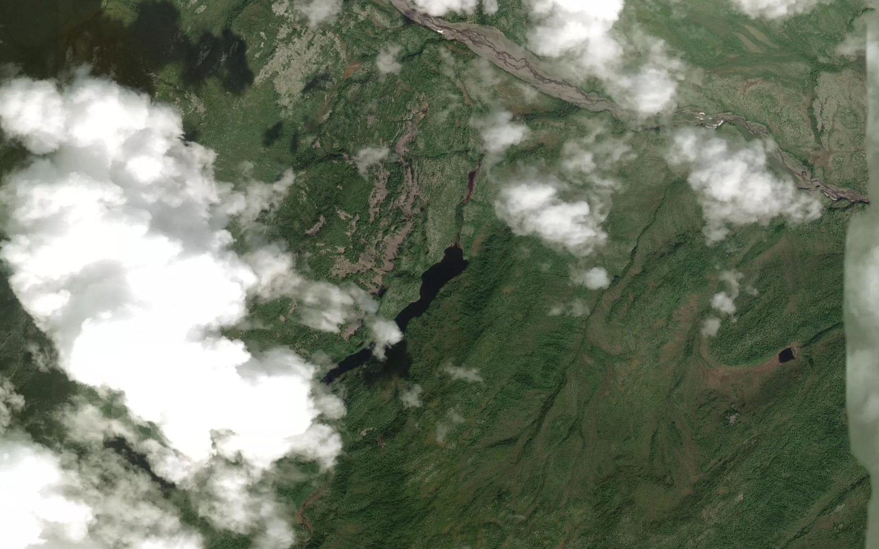 Satellite map of the Ozero Agitkan