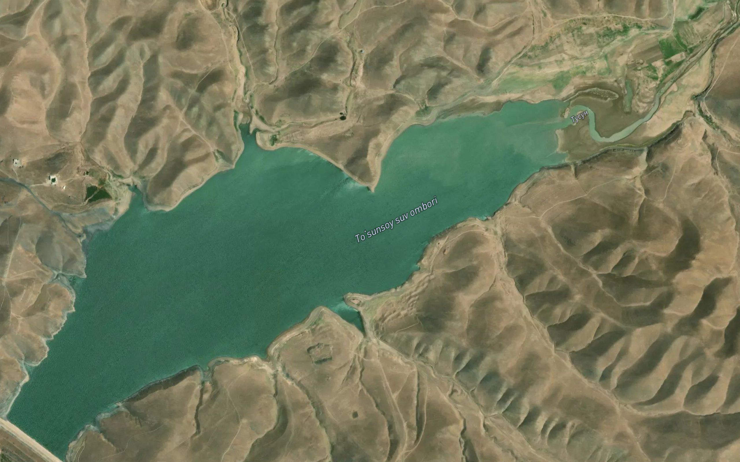 To'sinsoy Suv Ombori