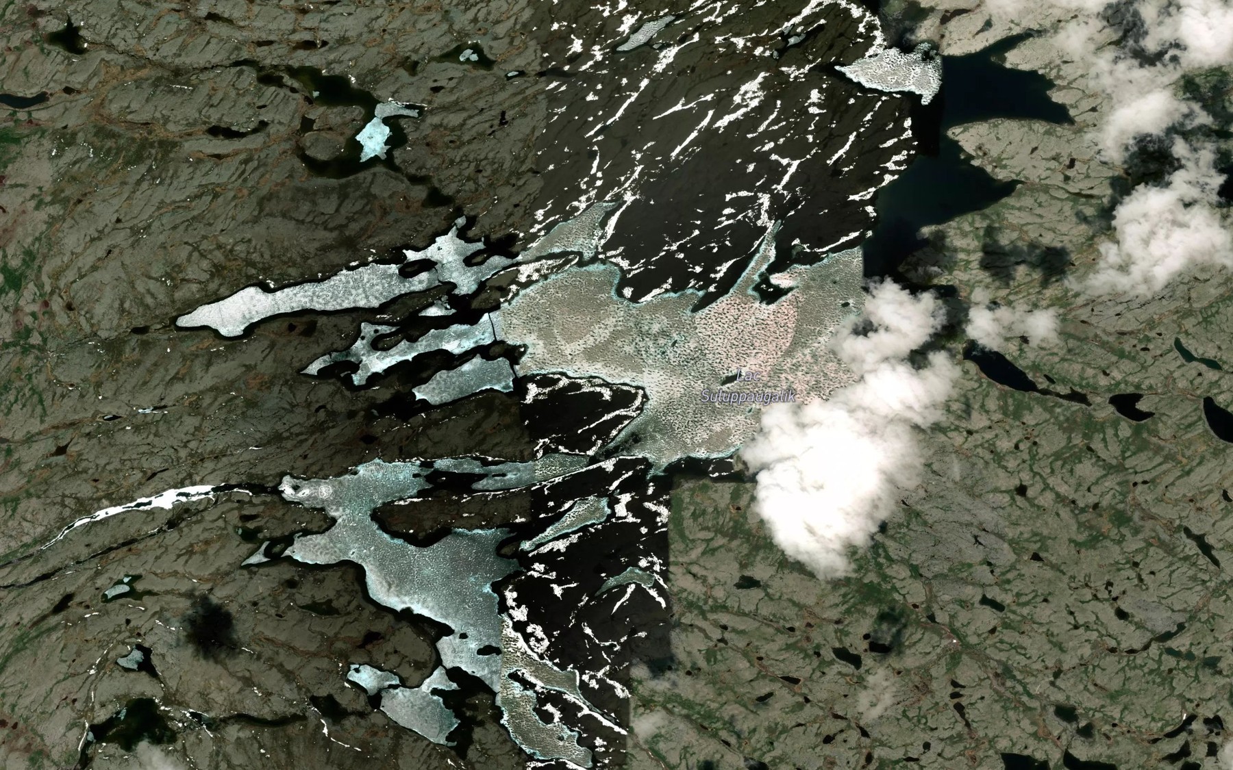 Satellite map of the Lac Suluppaugalik