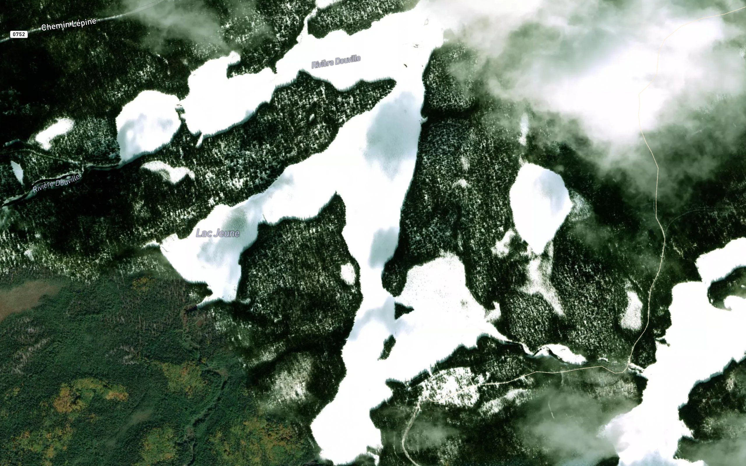 Lac Jeune