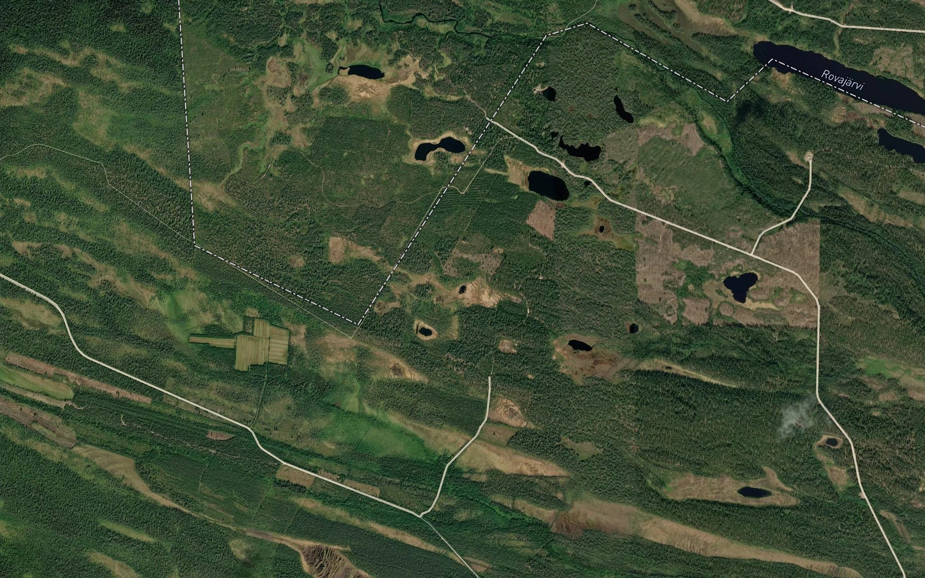 Satellite map of the Pikku Tienmutkalampi