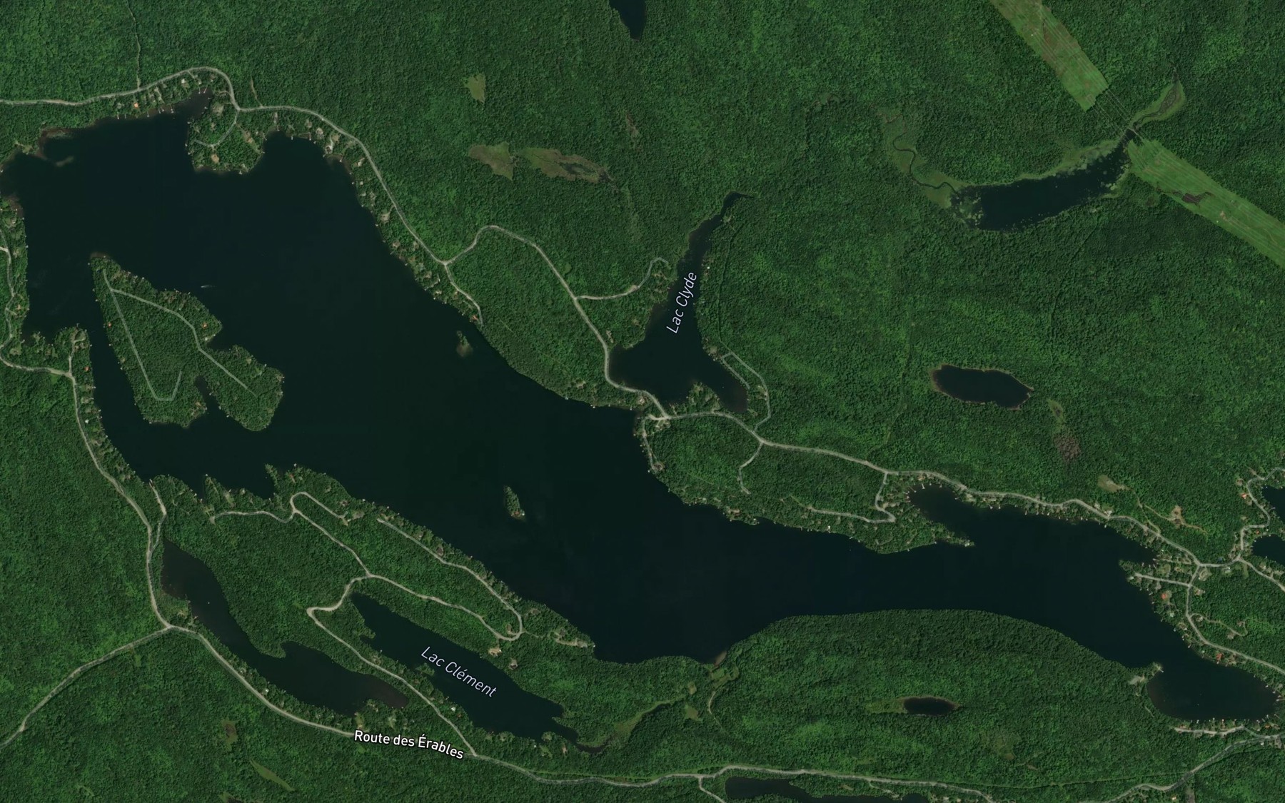 Satellite map of the Lac des Trois Montagnes